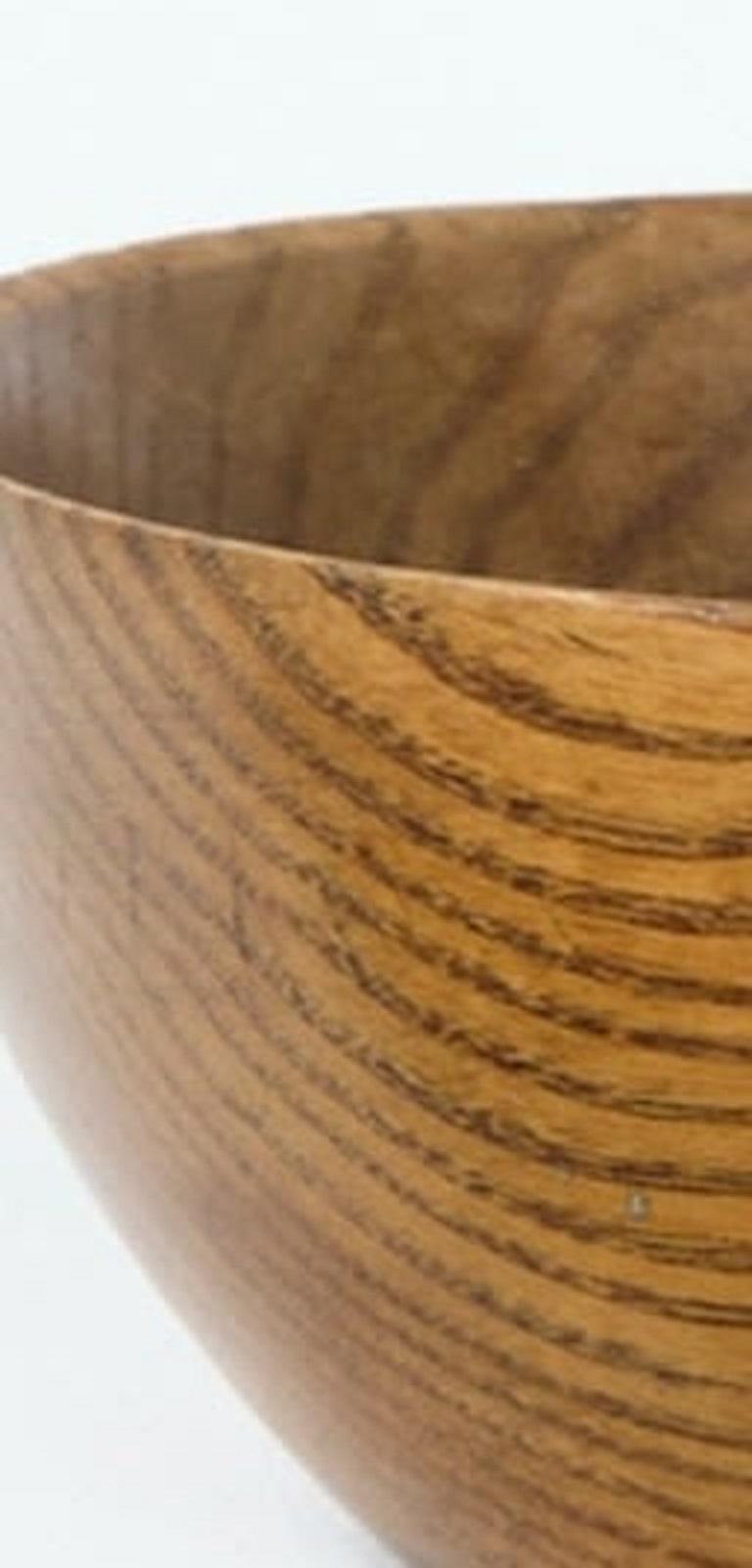 In legno
H6,5 x P14 cm
