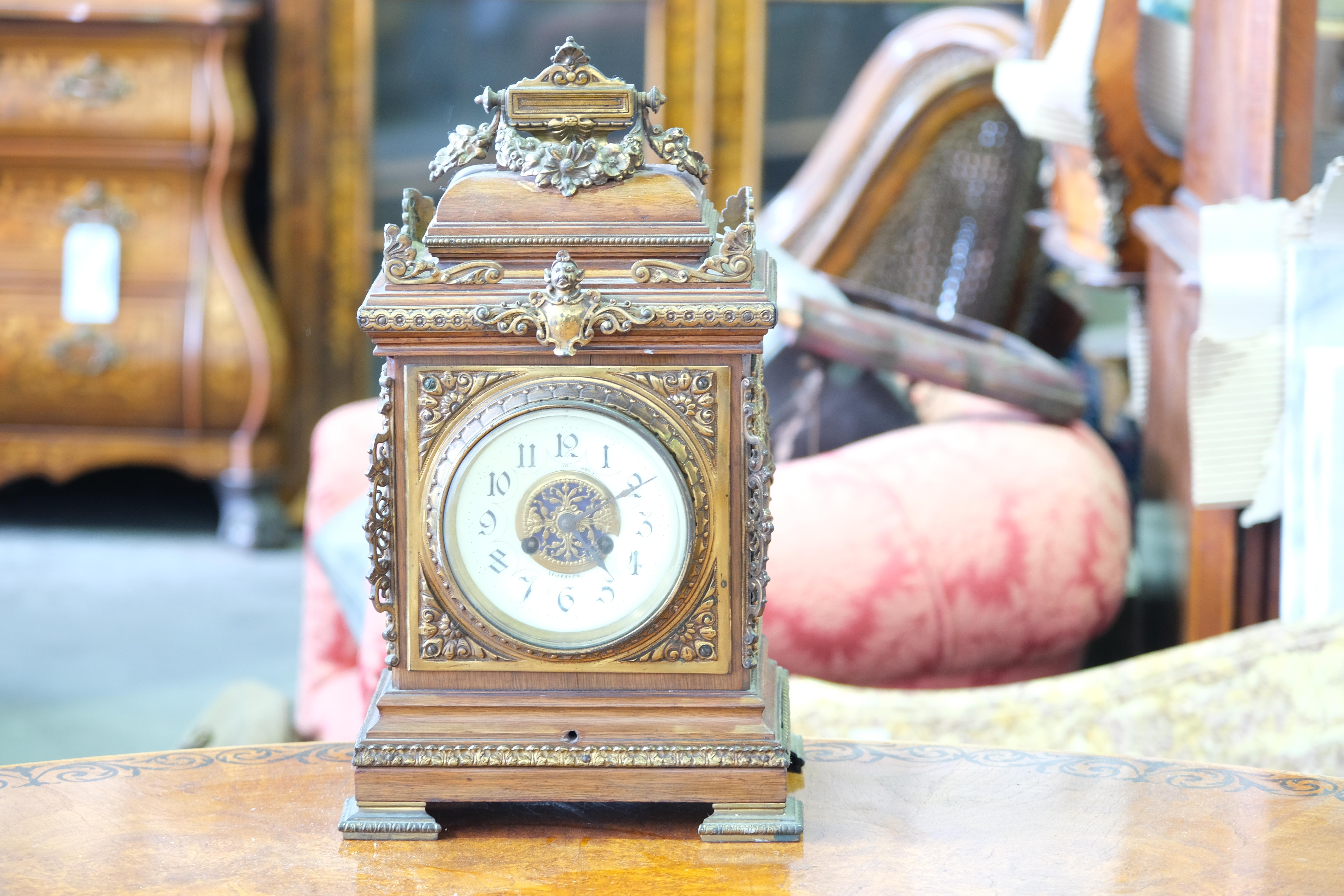 Européen Horloge de support anglaise, XIXe siècle en vente