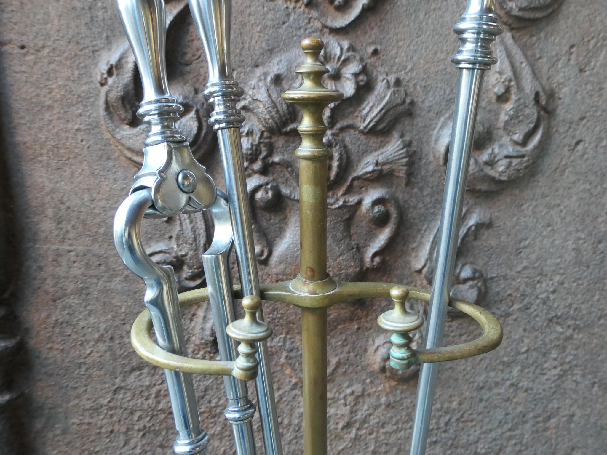 English Brass an Polished Steel Georgian Fireplace Tool Set, 18th-19th C For Sale 3