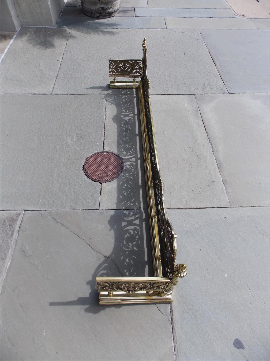 English Brass Gallery Foliage Fire Place Fender with Flanking Finials. C. 1820 For Sale 3