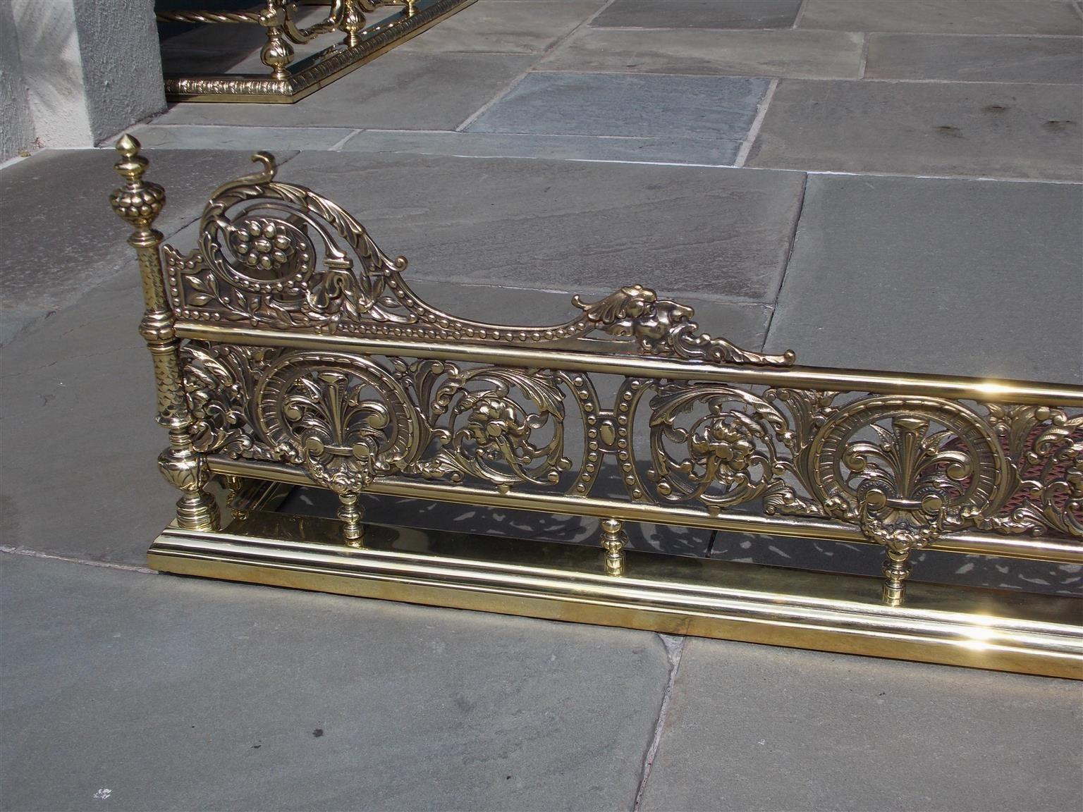 Early 19th Century English Brass Gallery Foliage Fire Place Fender with Flanking Finials. C. 1820 For Sale