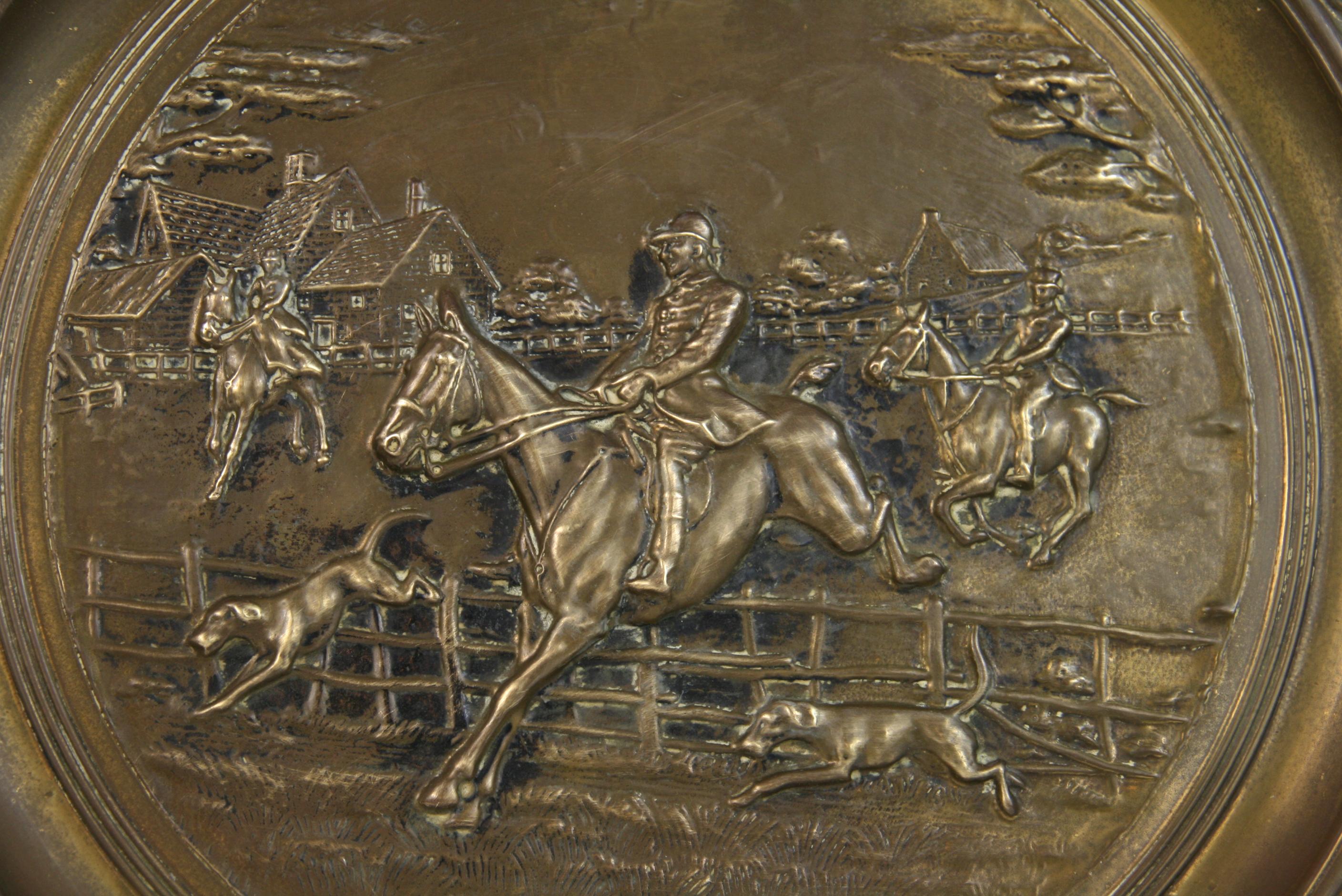 English Brass Hunt Scene Wall Sculptural Panel, circa 1940s In Good Condition In Douglas Manor, NY