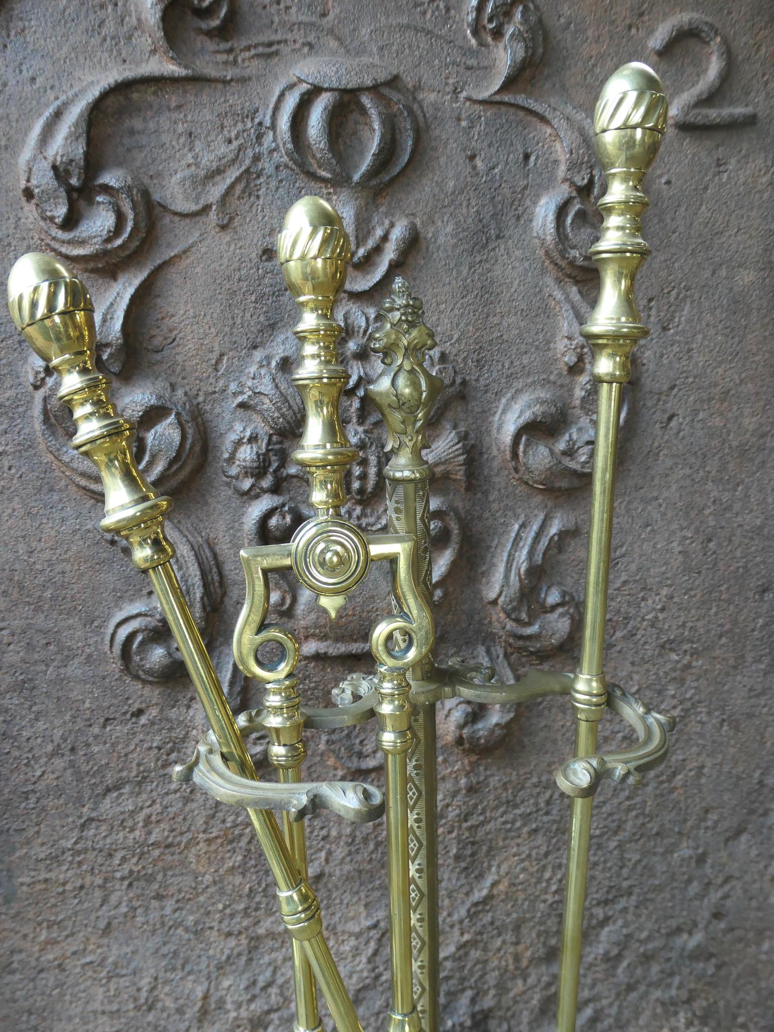 English Brass Polished Brass Victorian Fire Companion Set, 19th C. 1