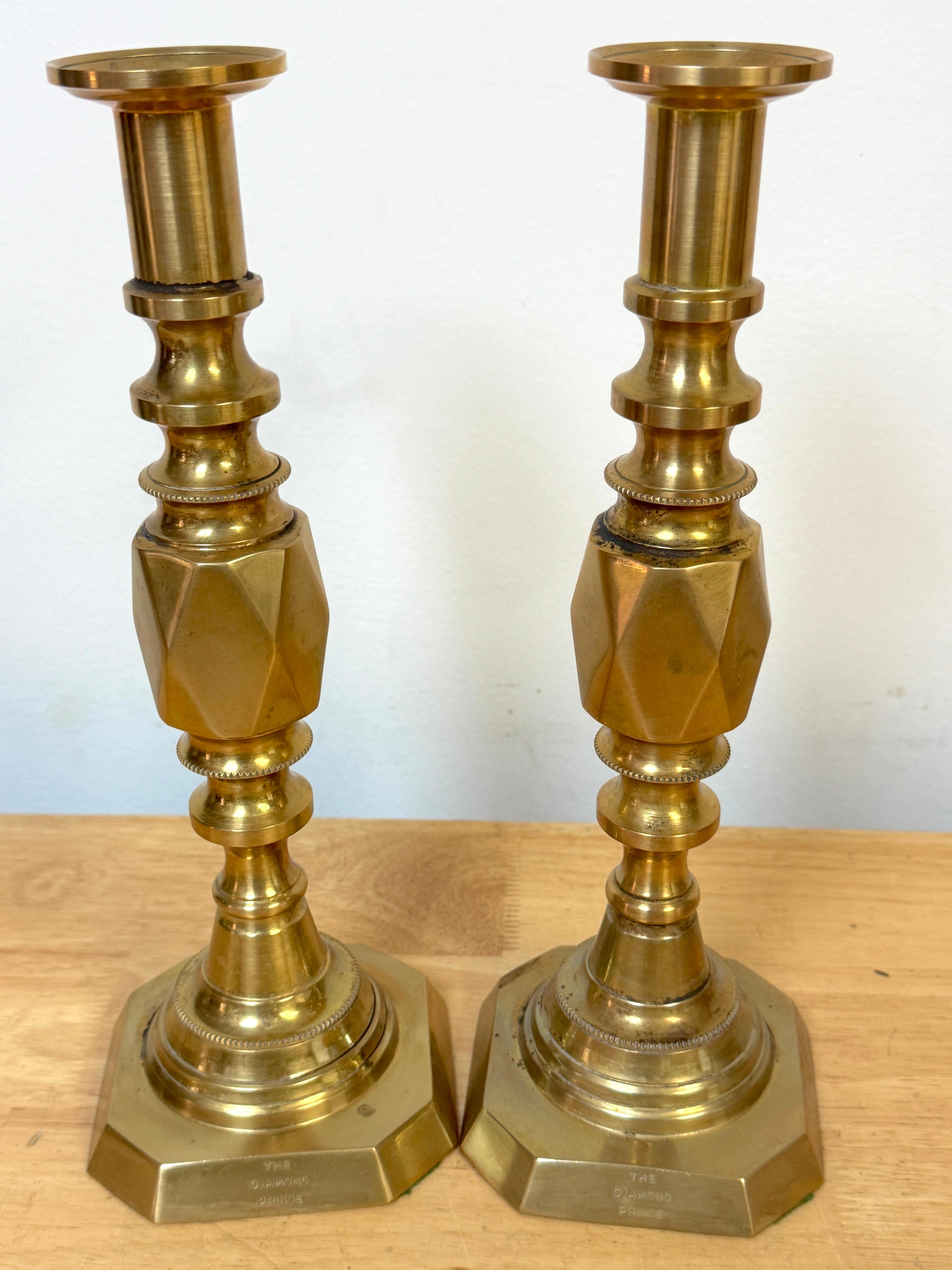 English Brass “Royal Family” Diamond Candlesticks – Complete Set of Four Pairs im Angebot 1