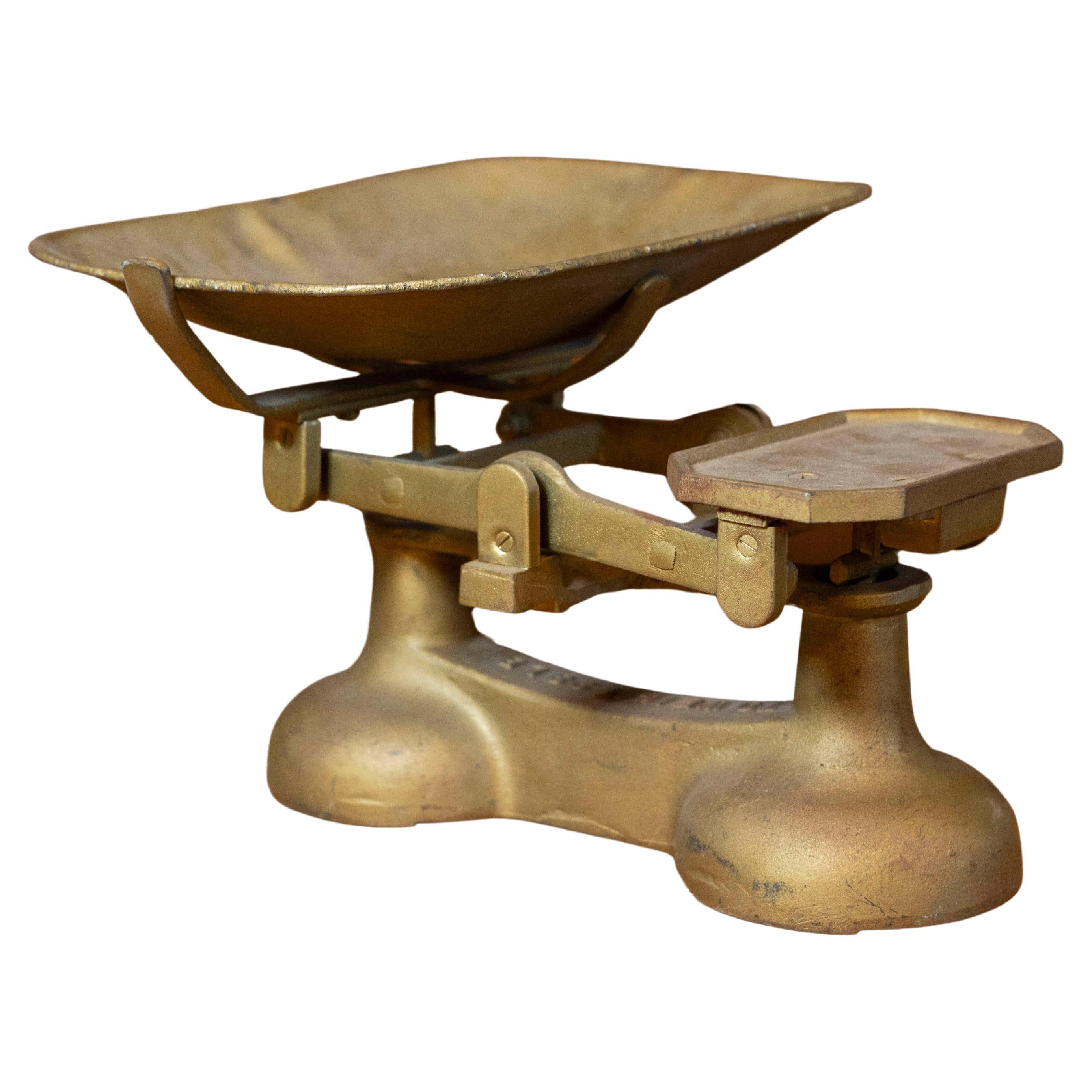 English Brass Scale with Deep Weighing Pan from the 20th Century