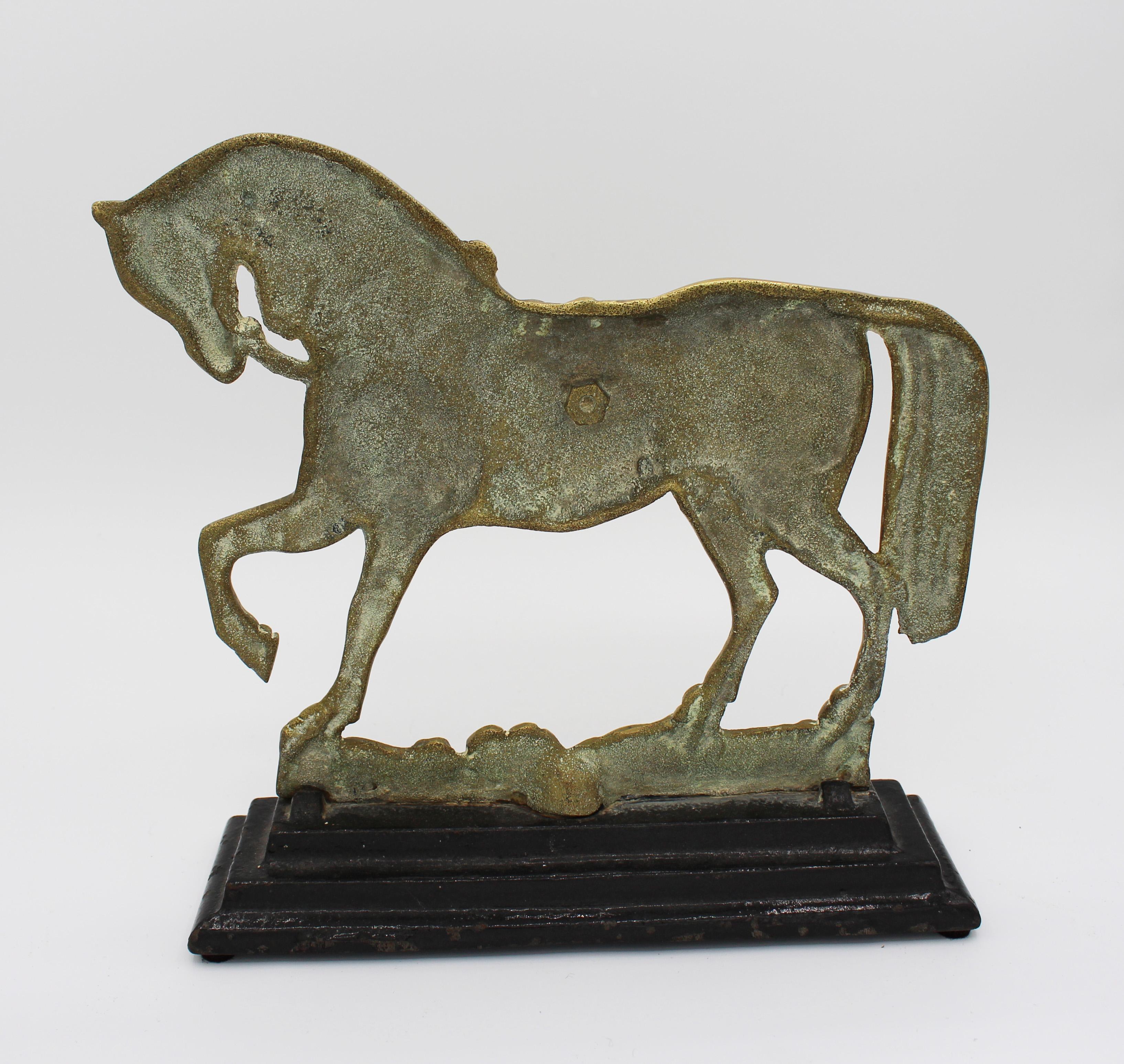 English Brass Trotting Horse Chimney Ornament In Good Condition In Chapel Hill, NC