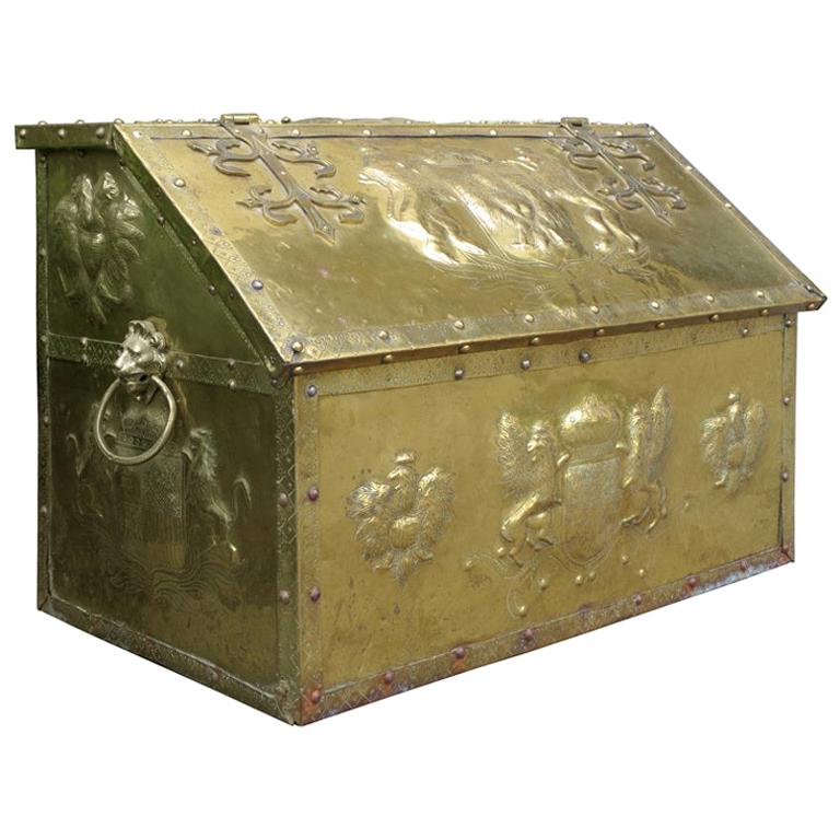 English Brass Trunk with Crests, Lion Pulls, and Wooden Interior, circa 1900