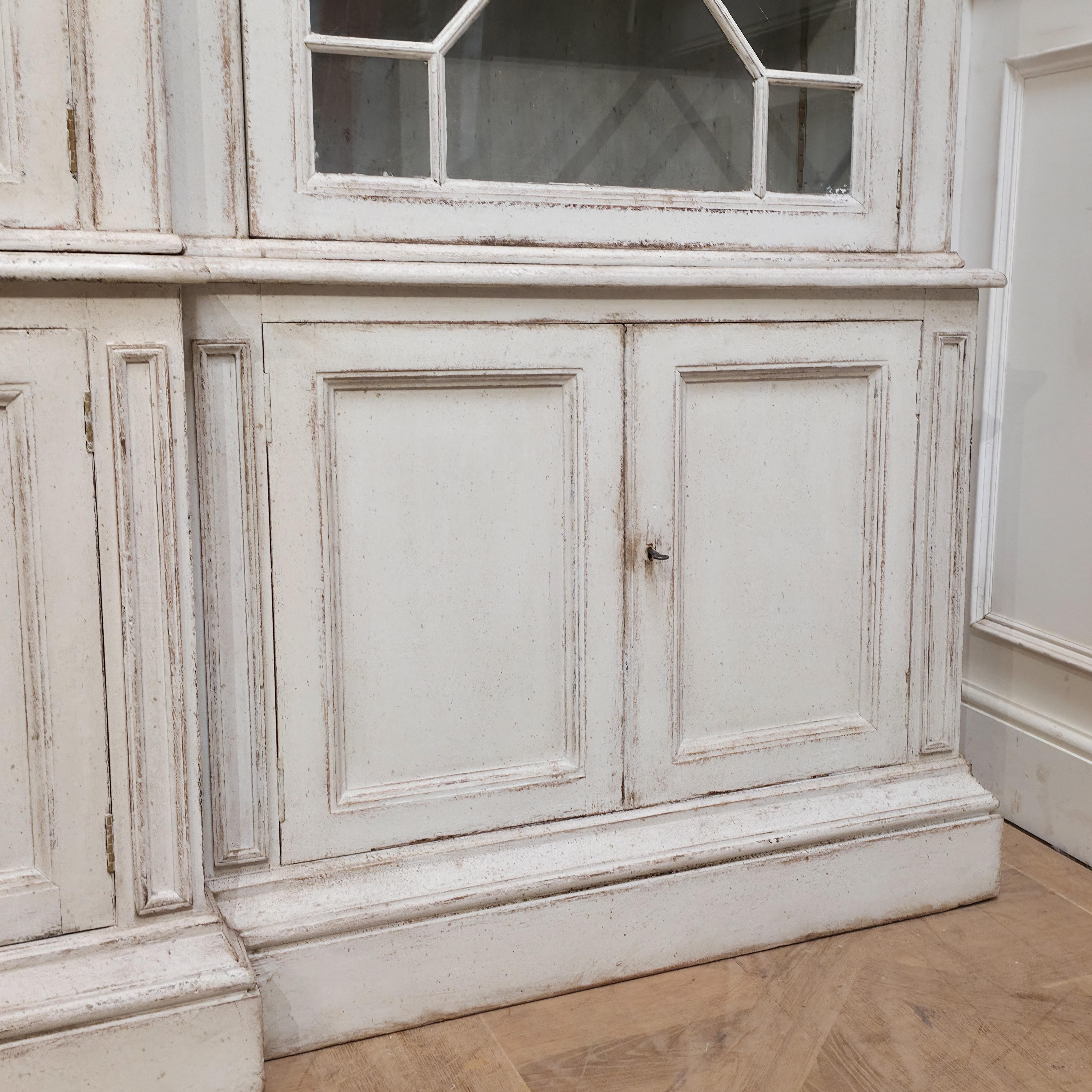 20th Century English Breakfront Library Bookcase For Sale