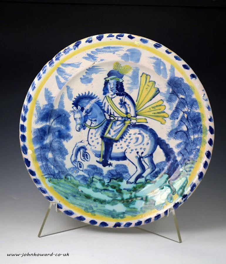 English Bristol Delftware Blue Dash Pottery Charger with an Equestrian Figure In Good Condition For Sale In Woodstock, OXFORDSHIRE