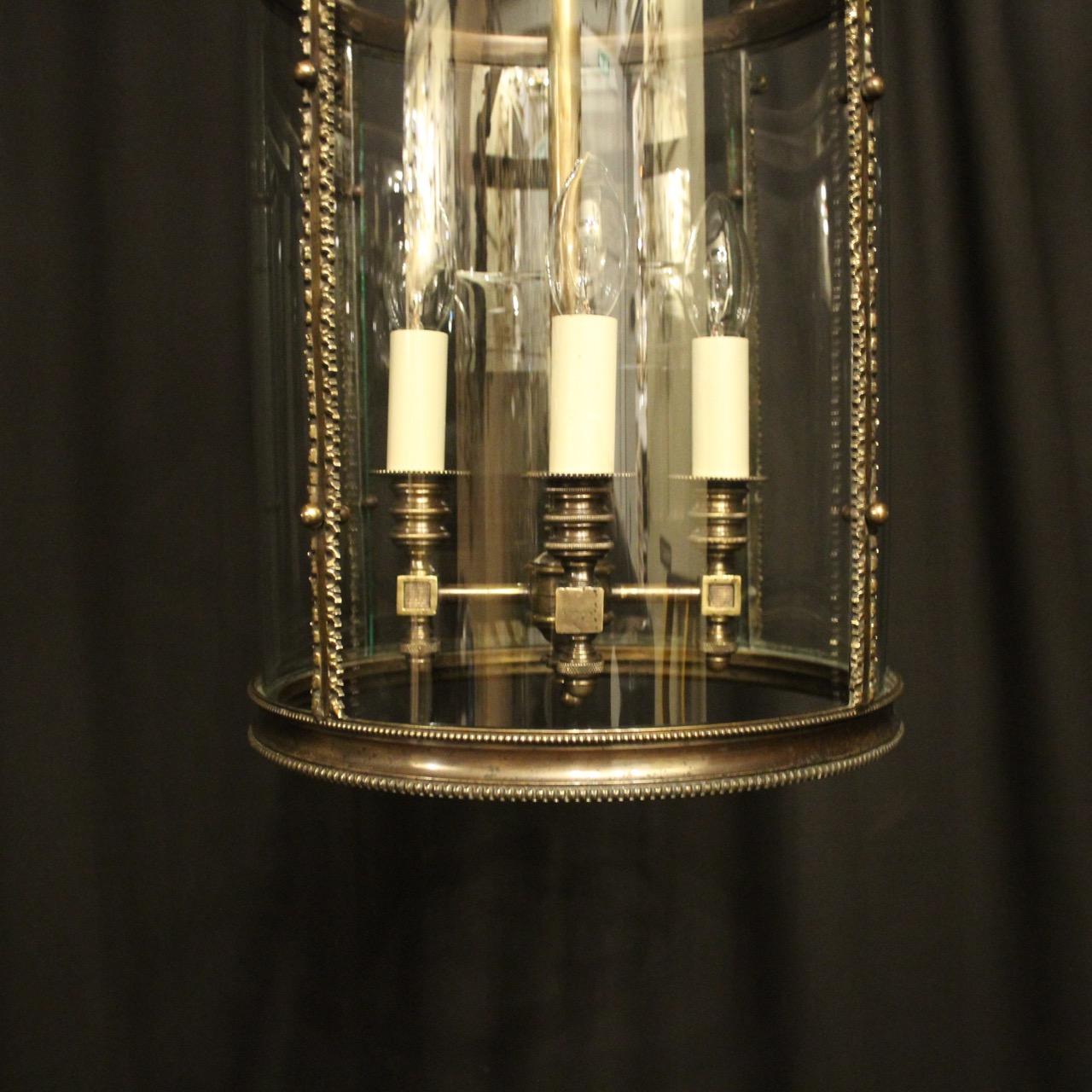 English Bronze 4-Light Antique Convex Lantern In Fair Condition In Chester, GB