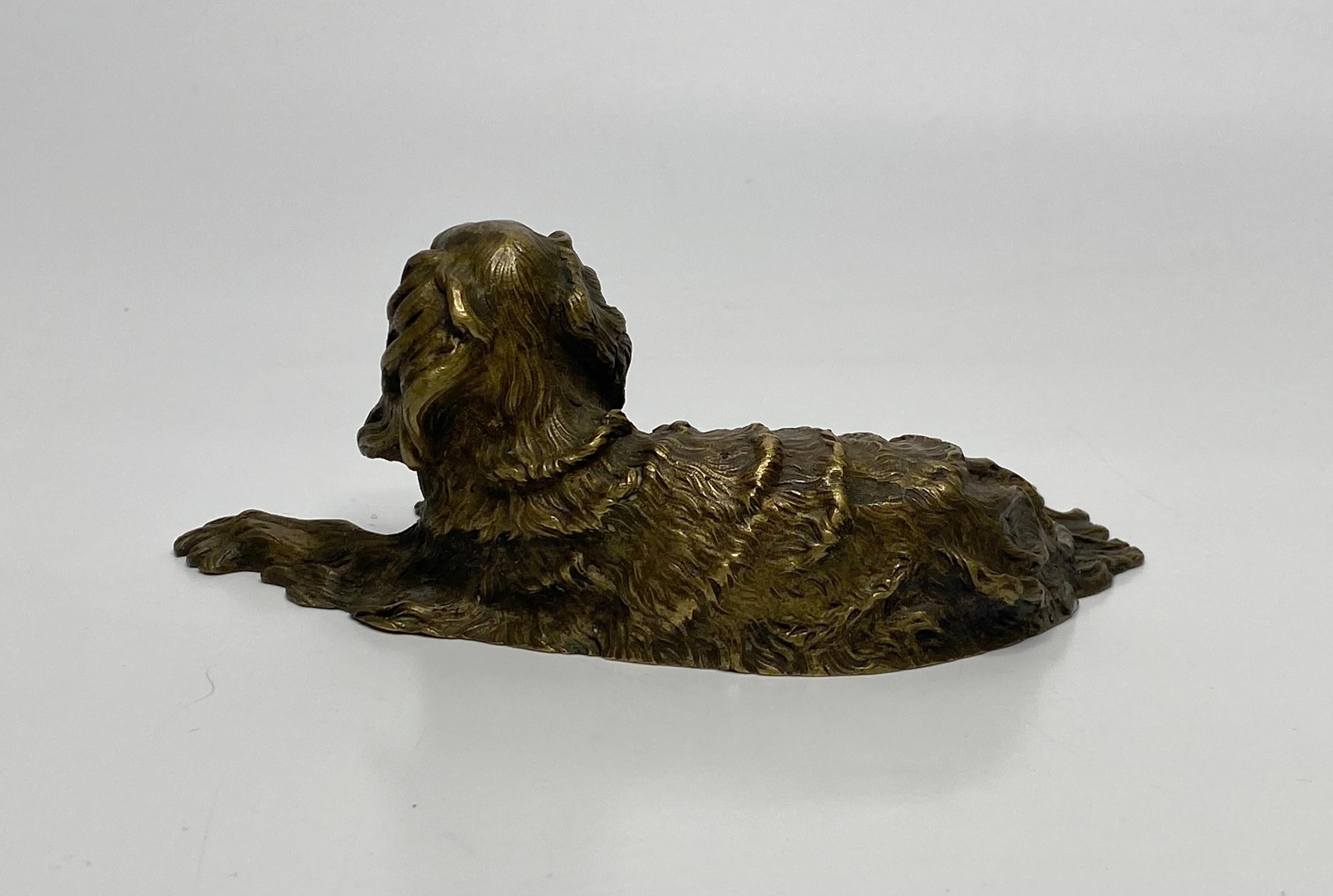 Victorian English bronze recumbent Spaniel, c. 1840. For Sale
