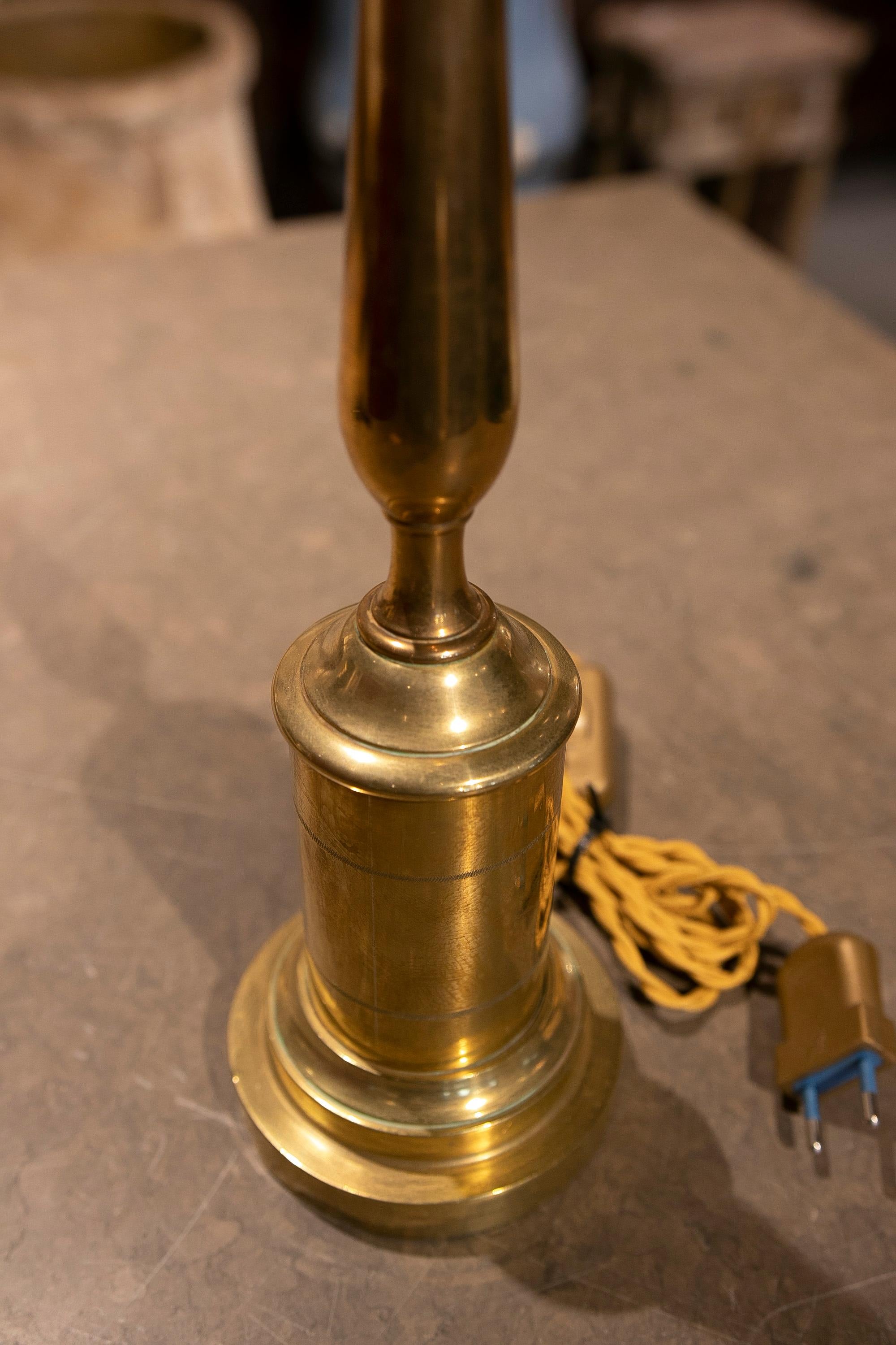 Lampe de table en bronze anglaise de forme simple Bon état - En vente à Marbella, ES