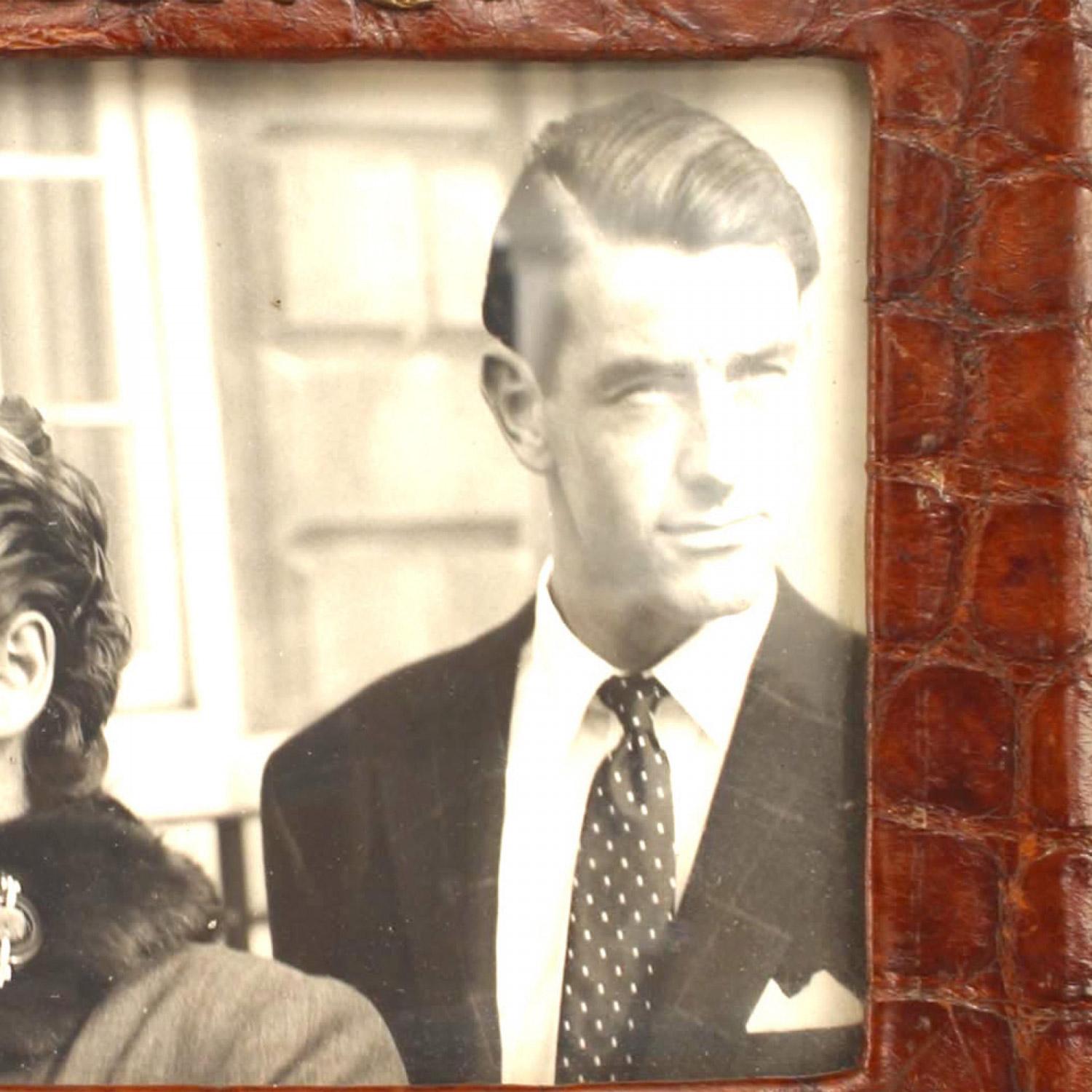 Britannique Cadre photo en crocodile marron anglais en vente