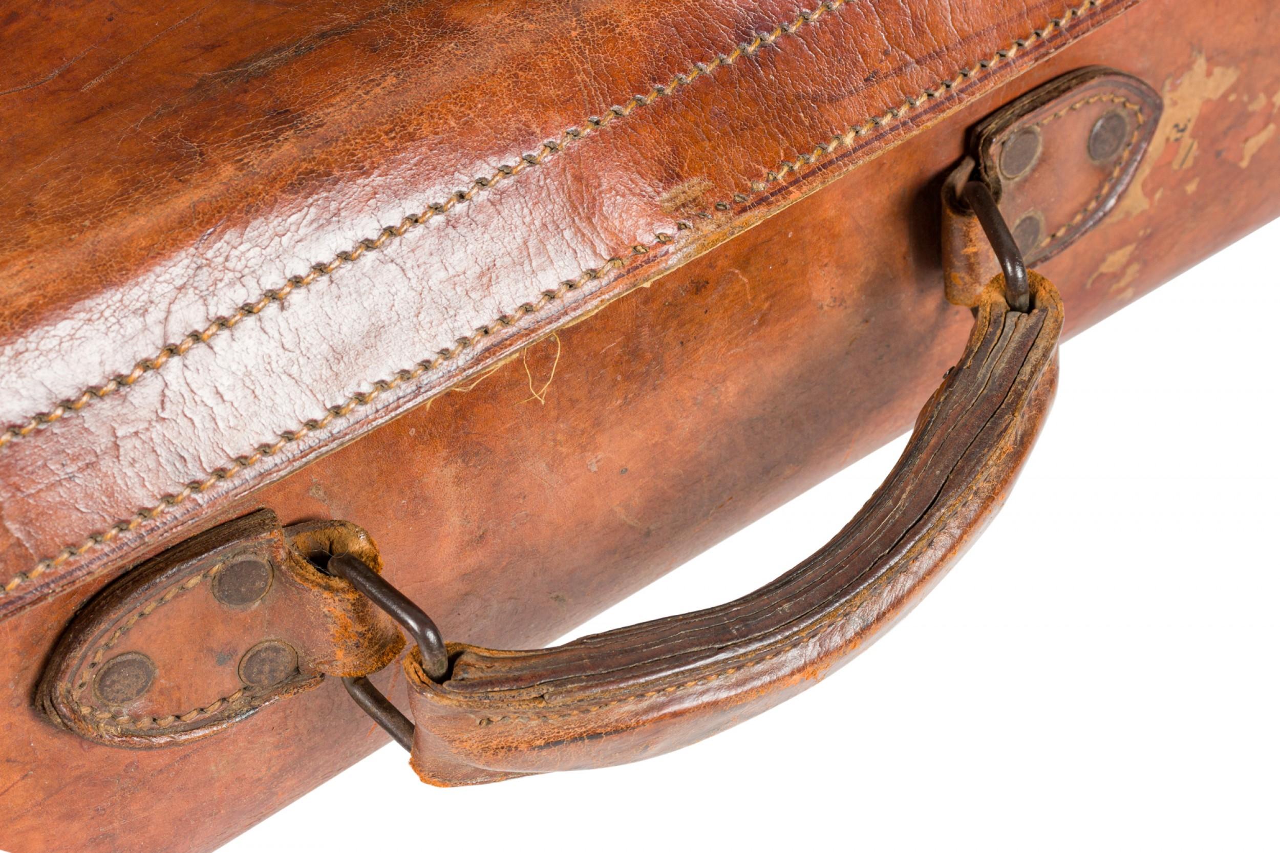 English Brown Leather Valise For Sale 4