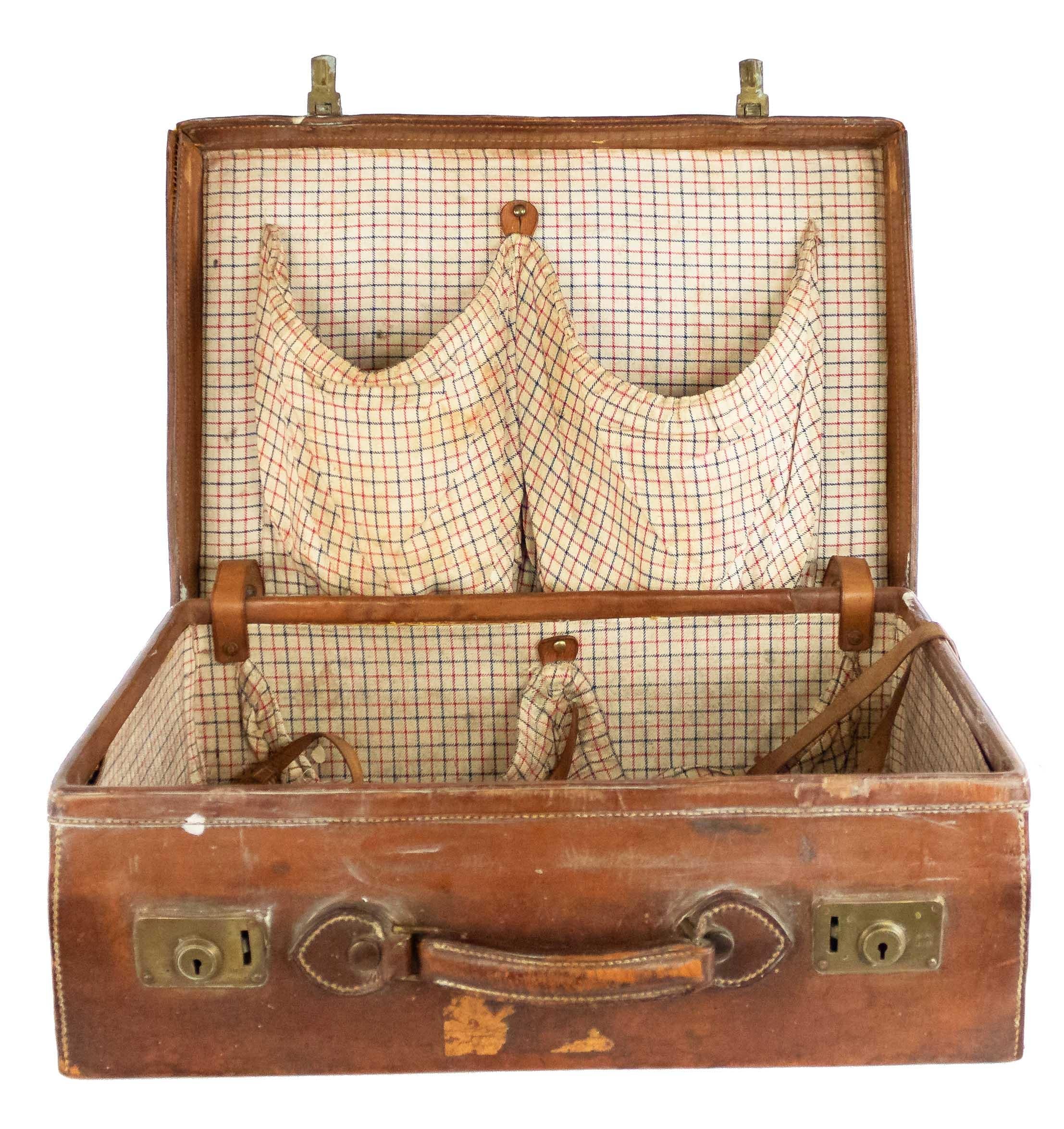 British Colonial English Brown Leather Valise For Sale