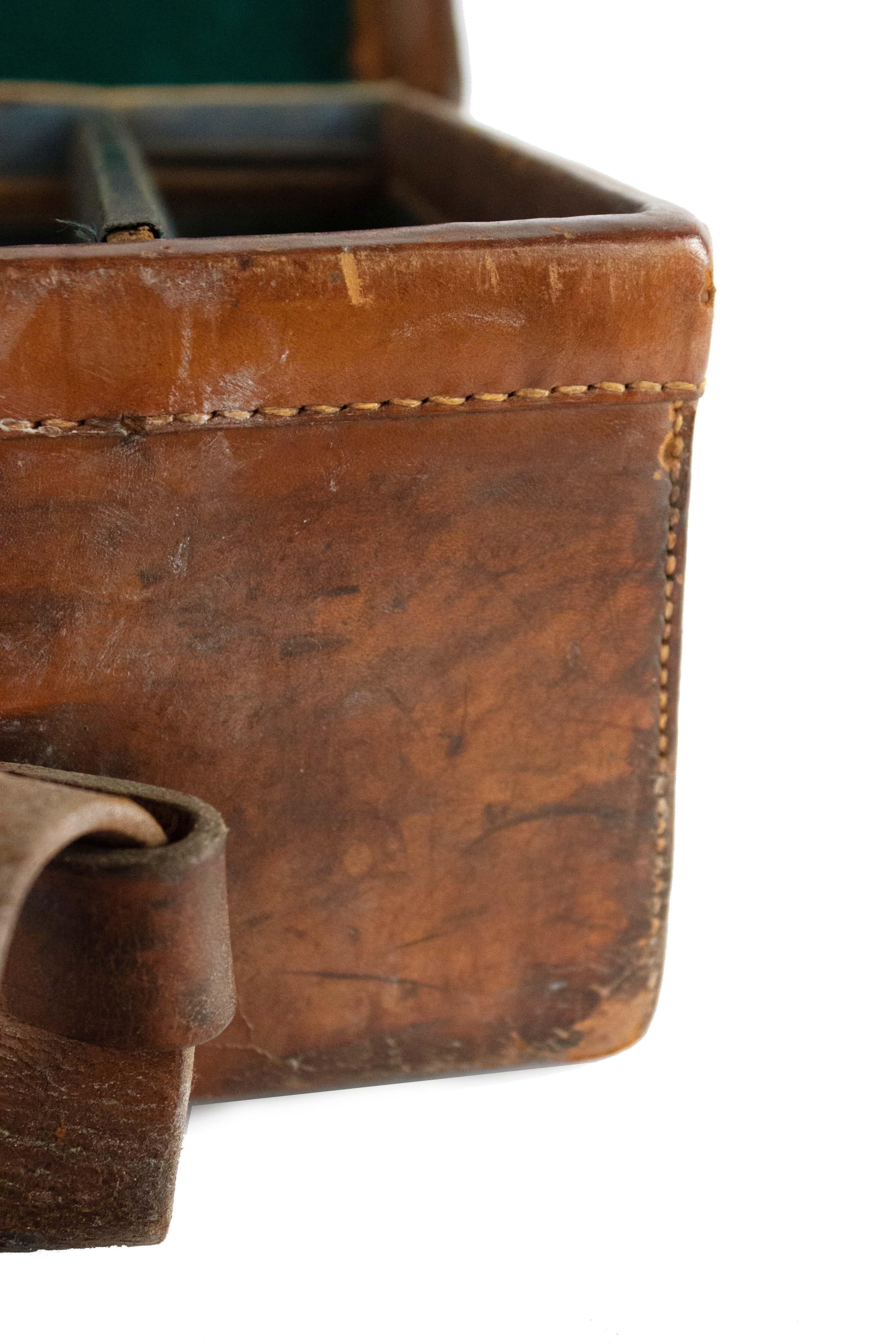 British English Brown Leather Valise For Sale