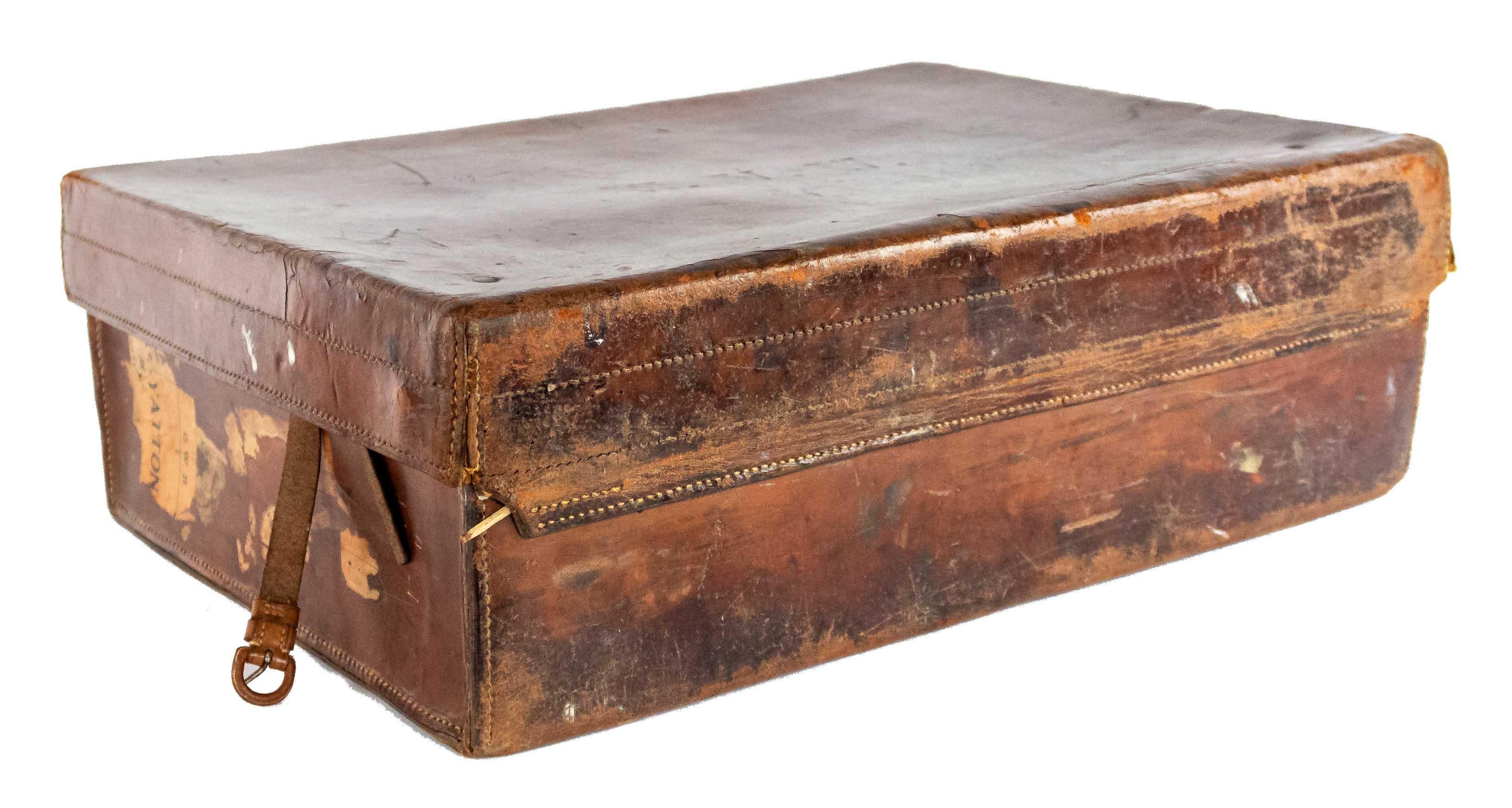 20th Century English Brown Leather Valise For Sale