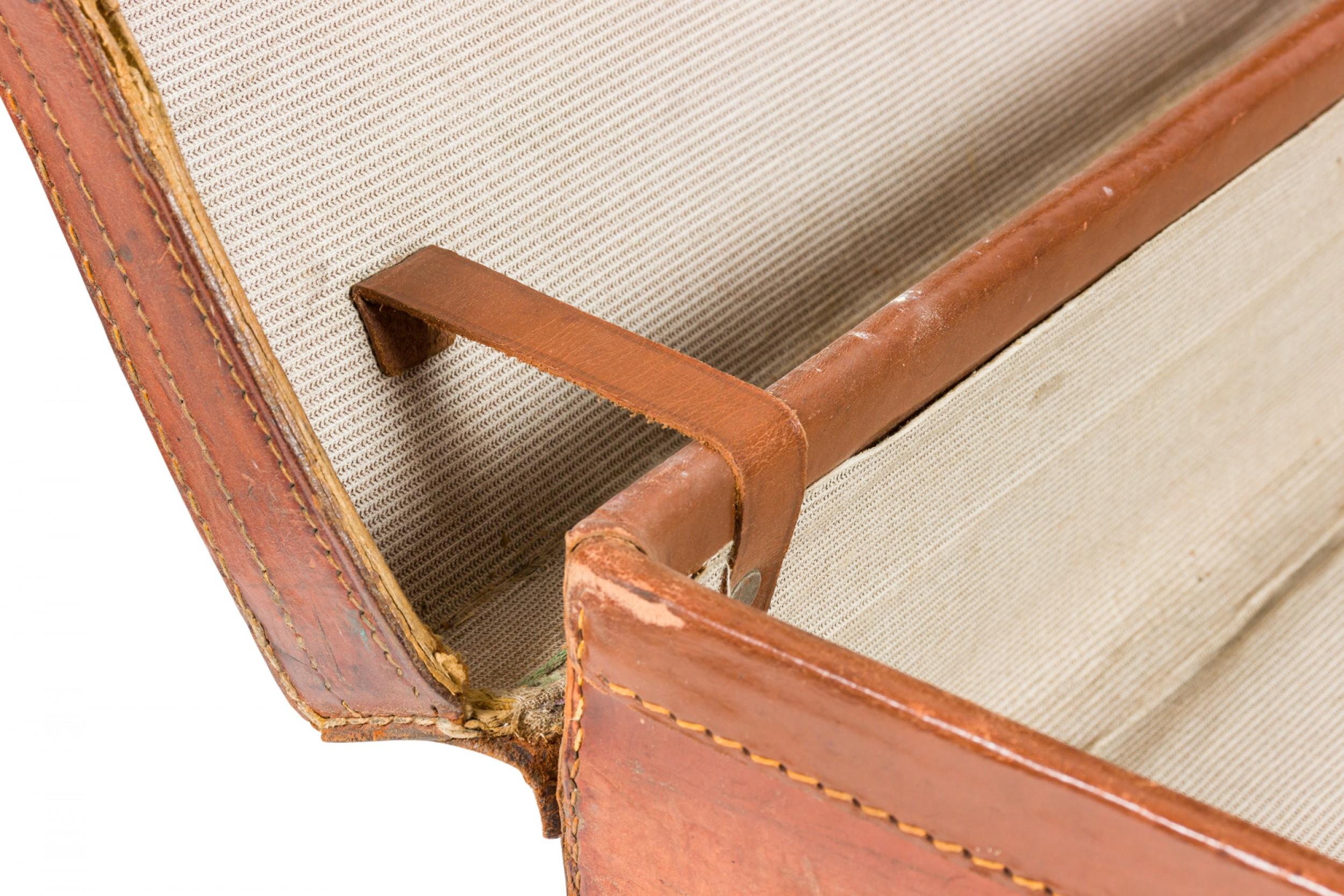 English Brown Leather Valise For Sale 2