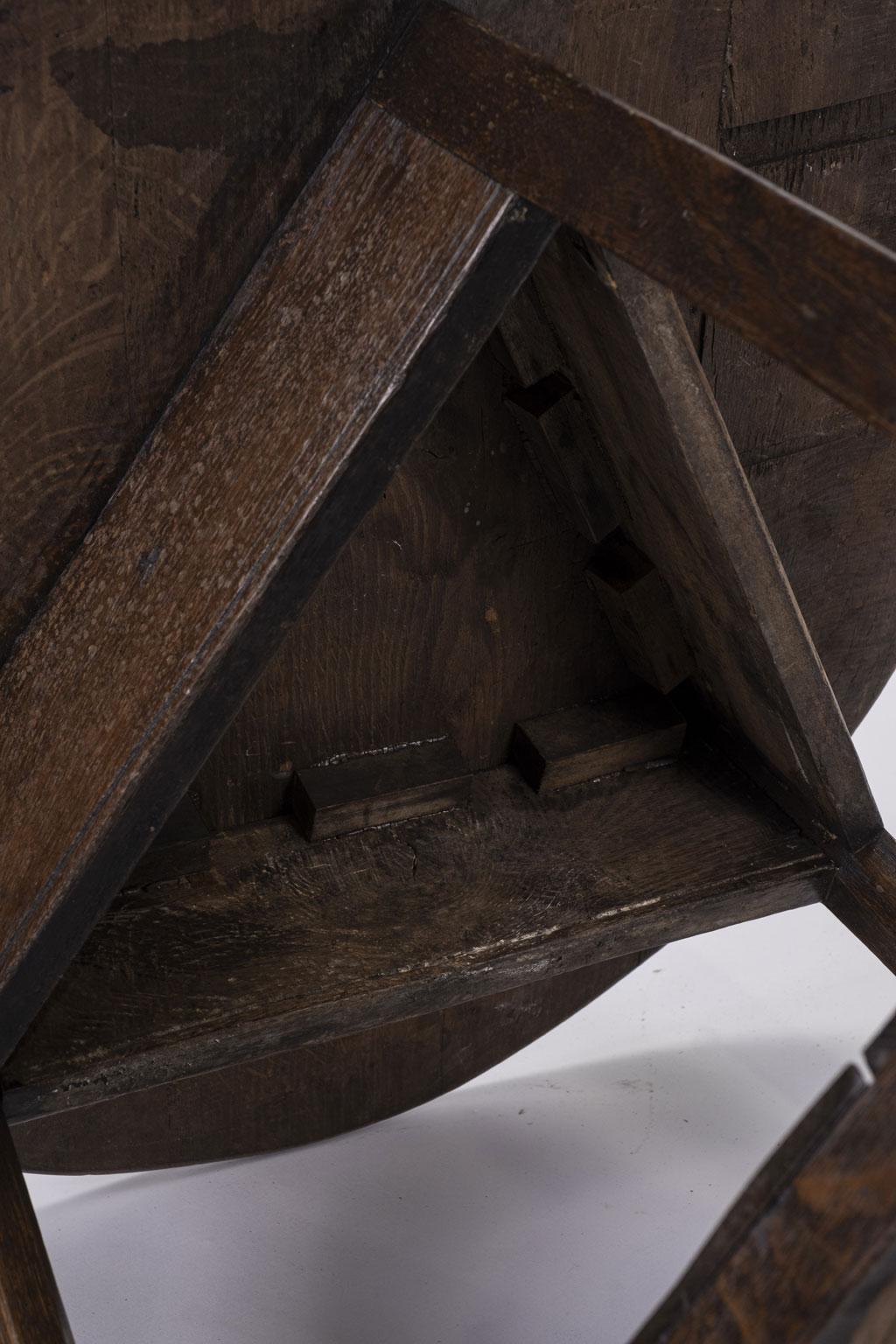 Early 19th Century English Brown Oak Cricket Table 4