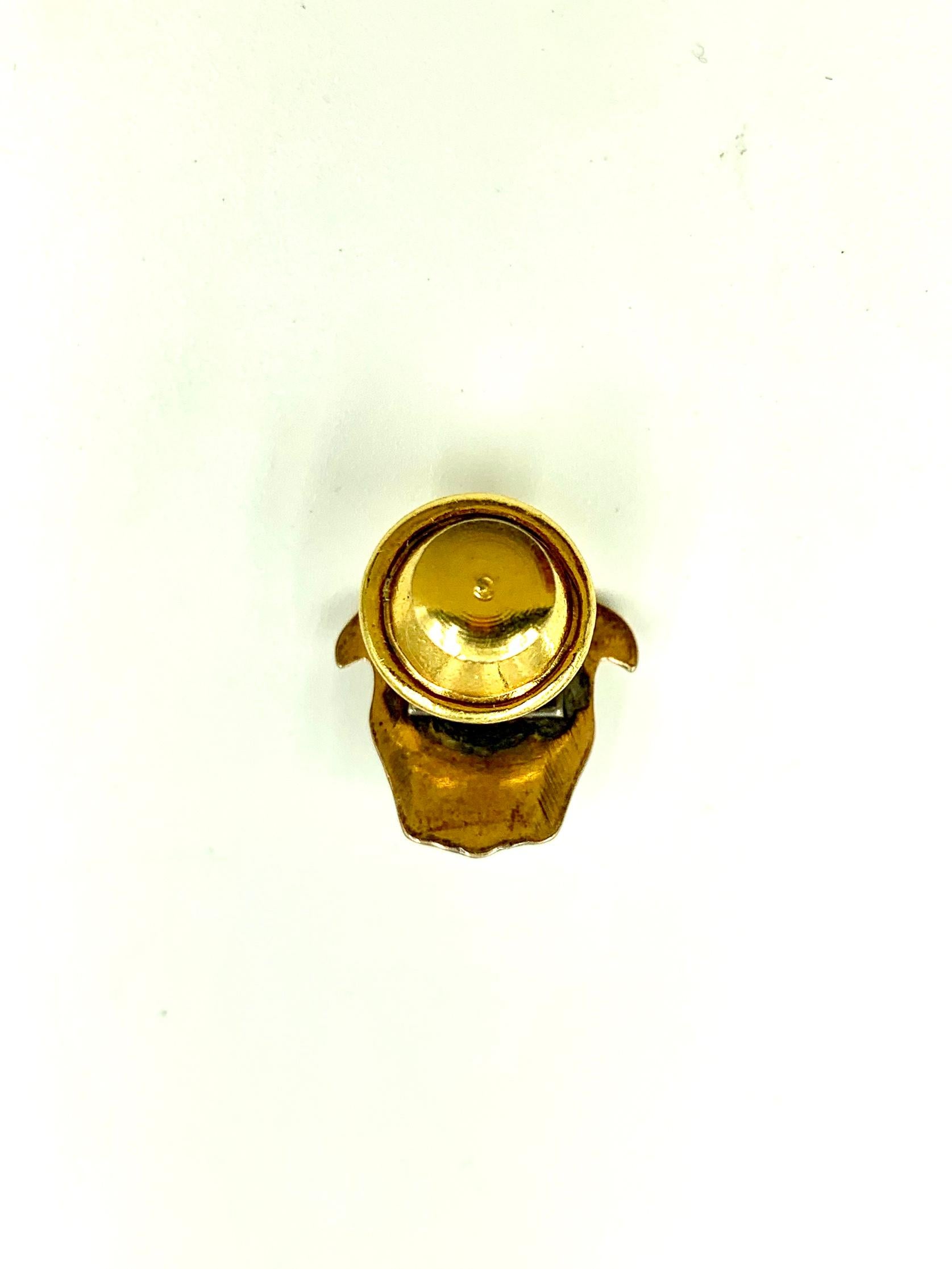 Édouardien Charmante épingle à cravate ancienne anglaise édouardienne en or jaune, diamants et rubis en vente