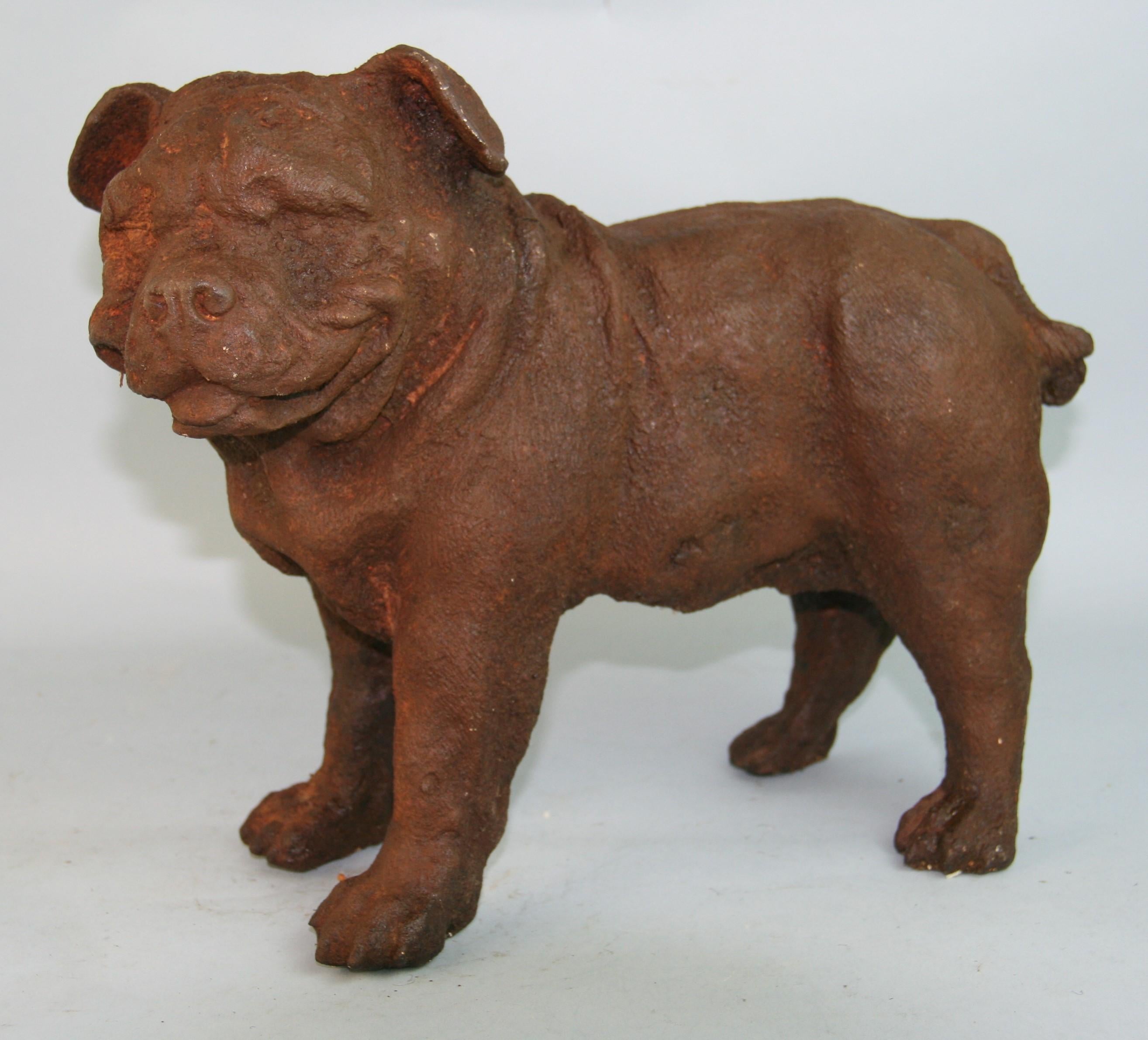 Englische Garten-Skulptur/Trstopper aus Eisen mit Bulldogge (Handgefertigt) im Angebot