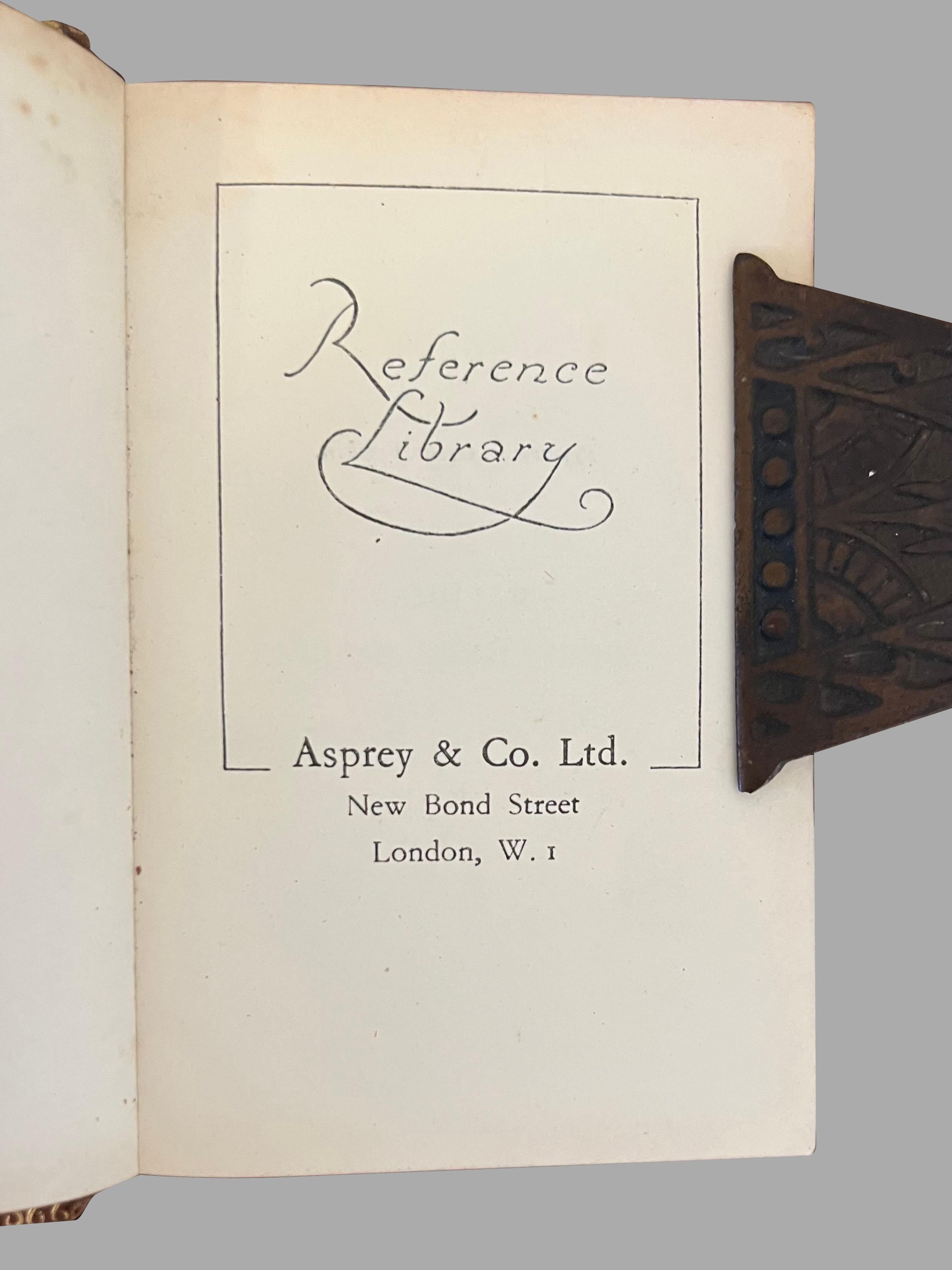 Cassaforte per libri in radica di noce inglese montata in ottone con 2 rilegature in pelle di vitello ad albero in vendita 4