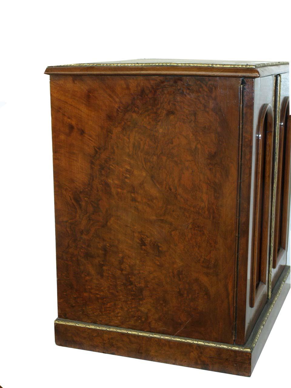 English burl walnut cabinet, the double doors(with locking key) with inset panels, the entire cabinet is veneered with beautiful burl walnut in very good condition, the interior and back side of the doors are lined in dark blue fabric. The upper and