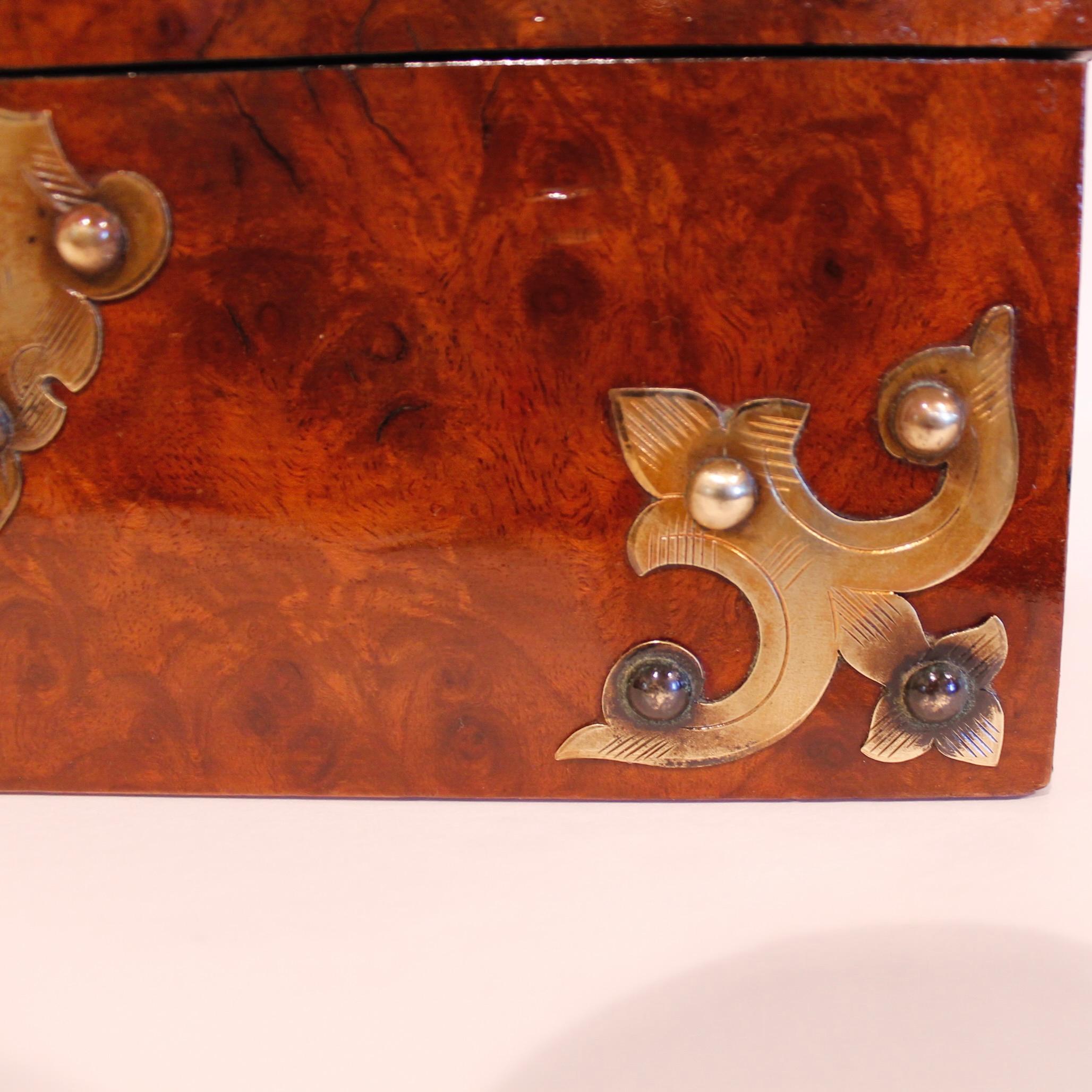 Victorian English Burl Walnut Tea Caddy With Decorative Brass Mounts For Sale