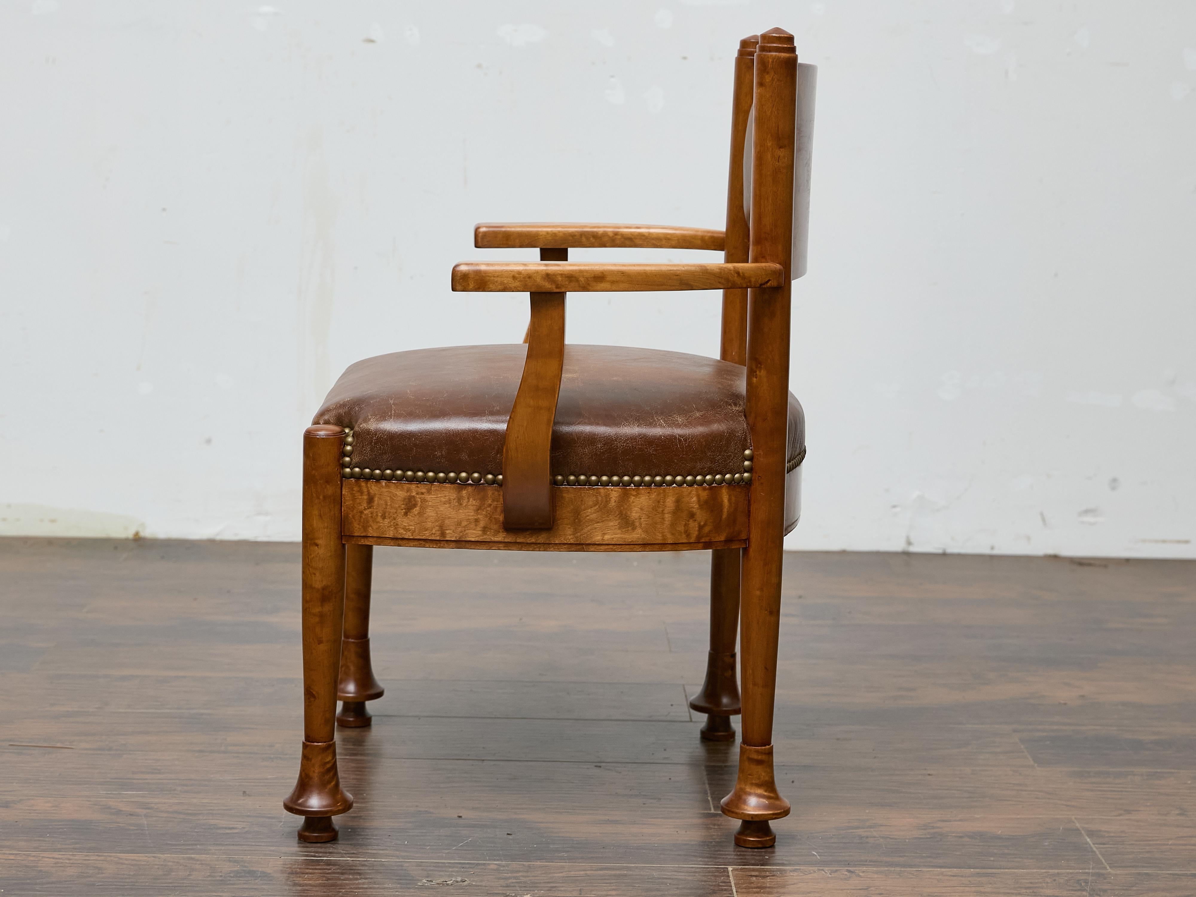 English Burl Wood Armchair with Leather Upholstery and Turned Disc Feet For Sale 1