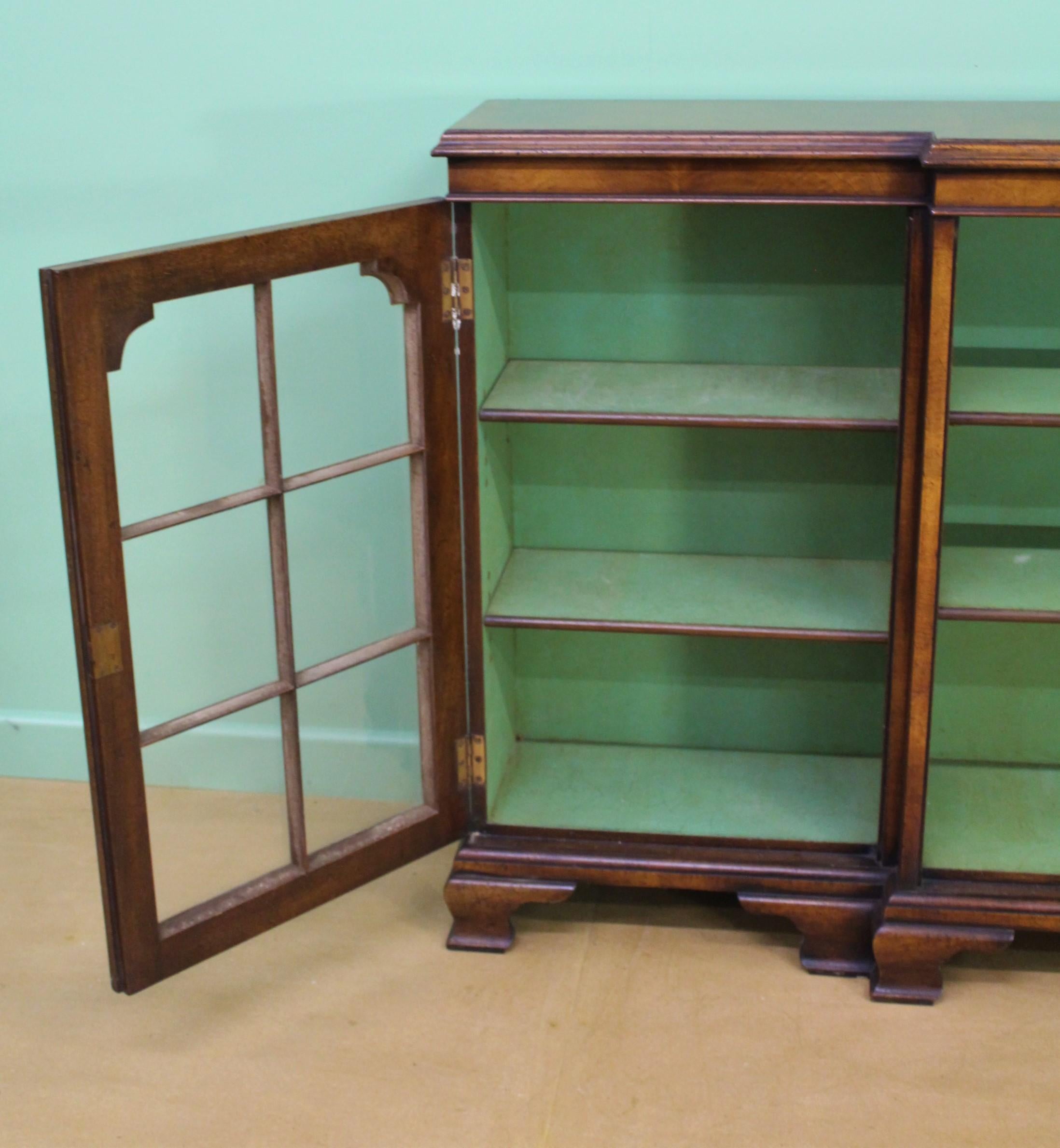 English Burr Walnut Break Front Bookcase In Good Condition For Sale In Poling, West Sussex
