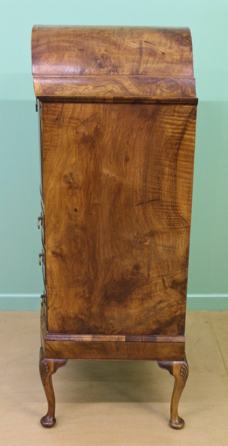 English Burr Walnut Dome Topped Linen Press bei 1stdibs