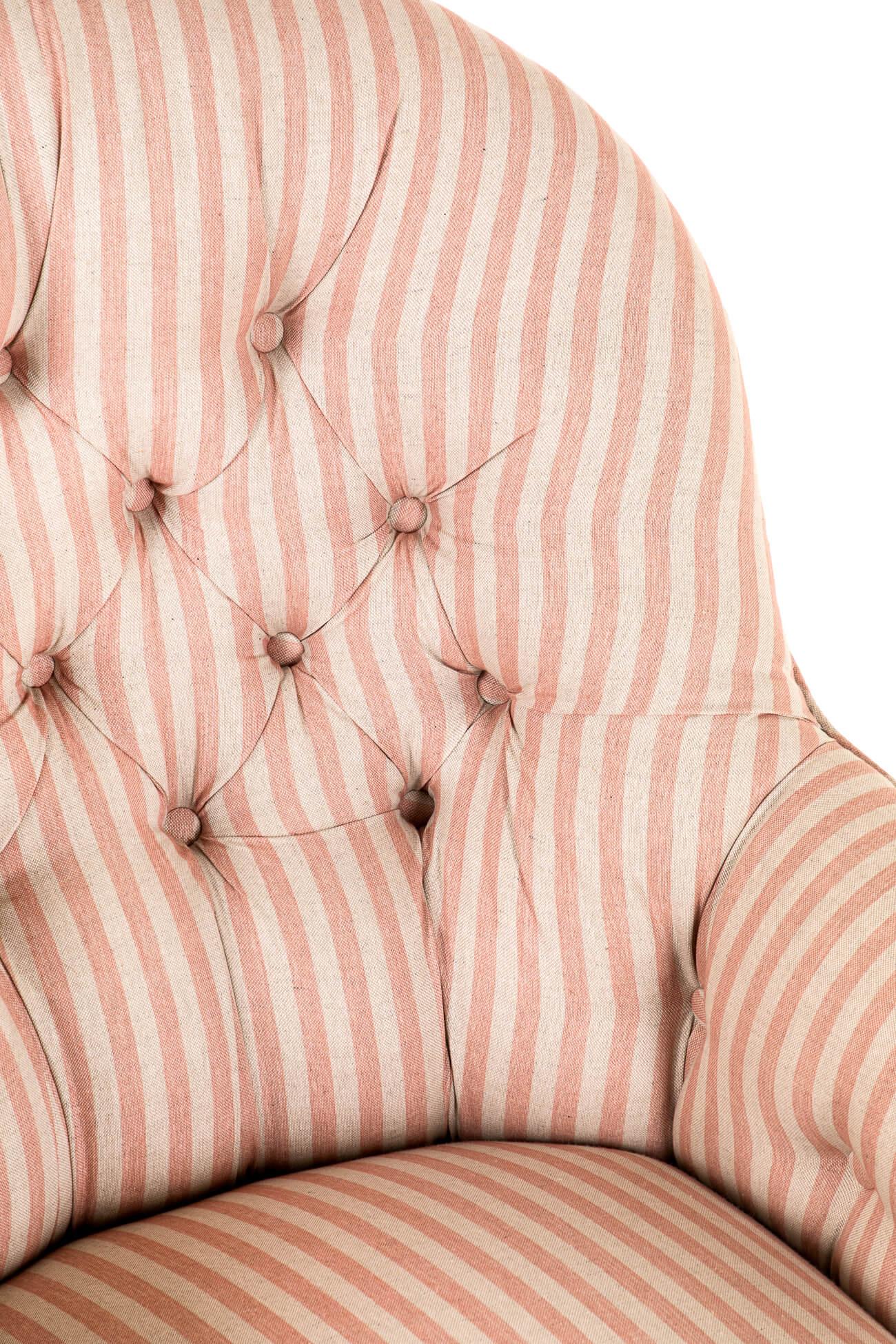 English Button Back Armchair by Cornelius V. Smith For Sale 1