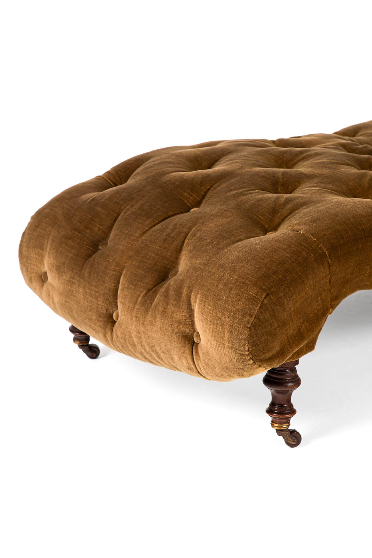 Hand-Crafted English Button Back Chaise Longues