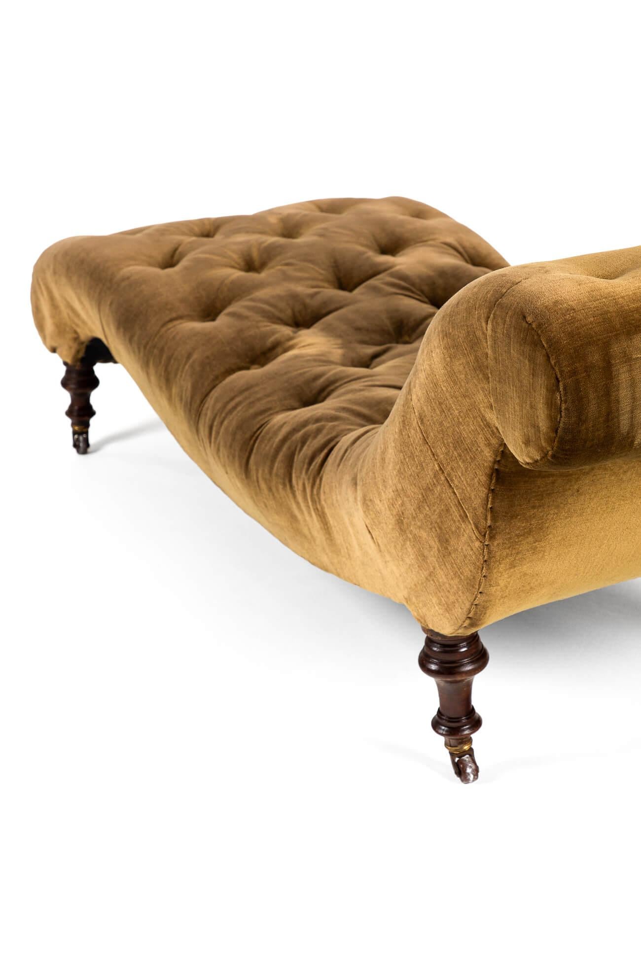 English Button Back Chaise Longues 1