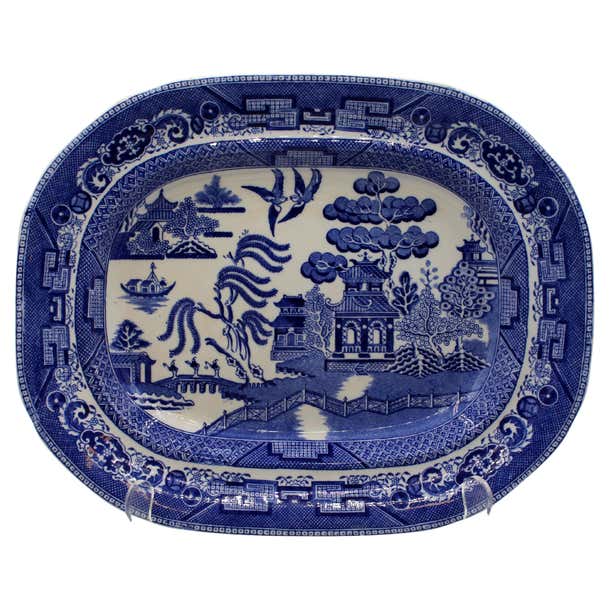 English c. 1900-1910 Wedgwood Blue Willow Pattern Platter For Sale at ...