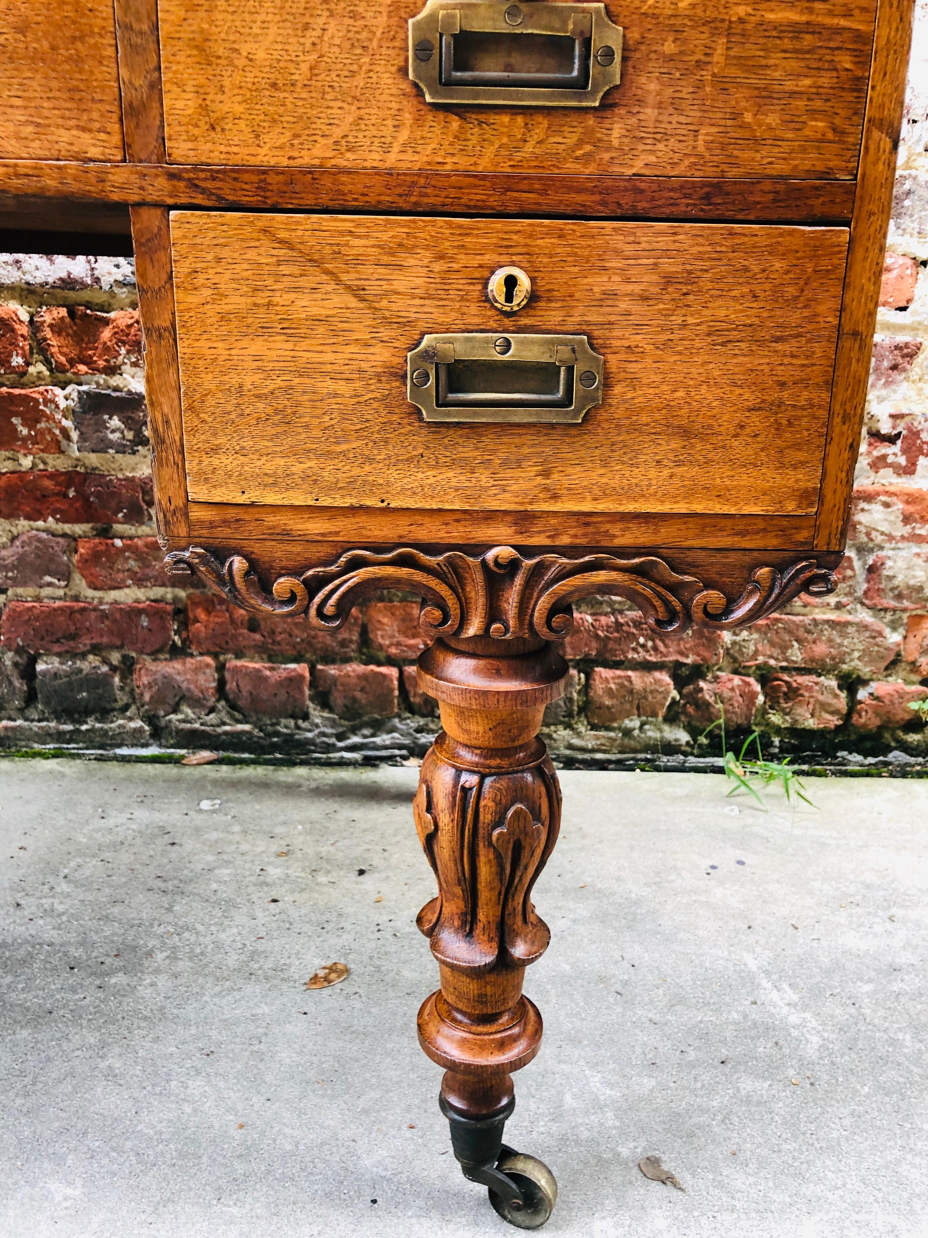 Irish Campaign Desk with Removable Legs, Late 19th Century In Distressed Condition In Charleston, SC