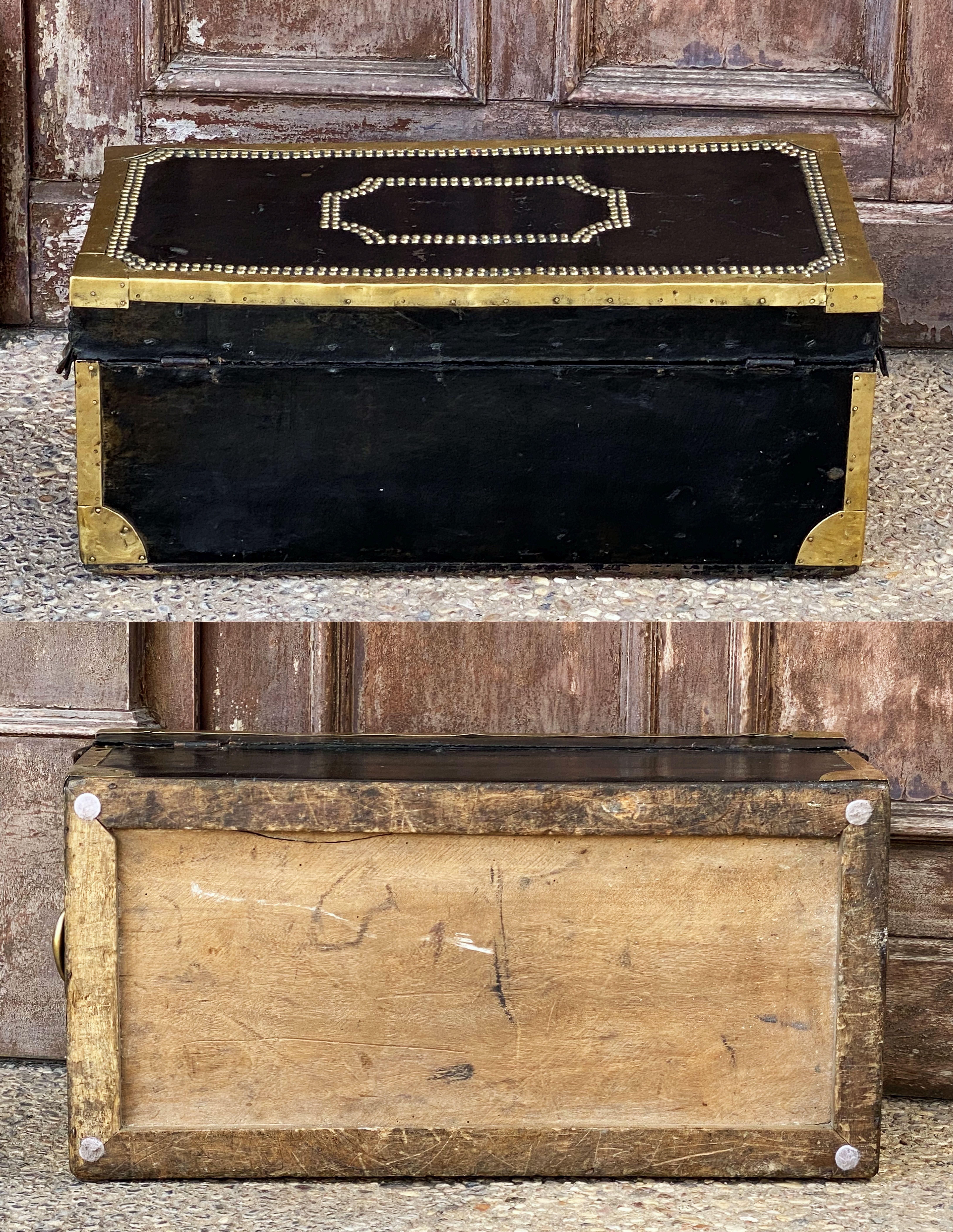 English Campaign Trunk of Brass-Bound Leather and Camphor Wood, circa 1820 For Sale 14