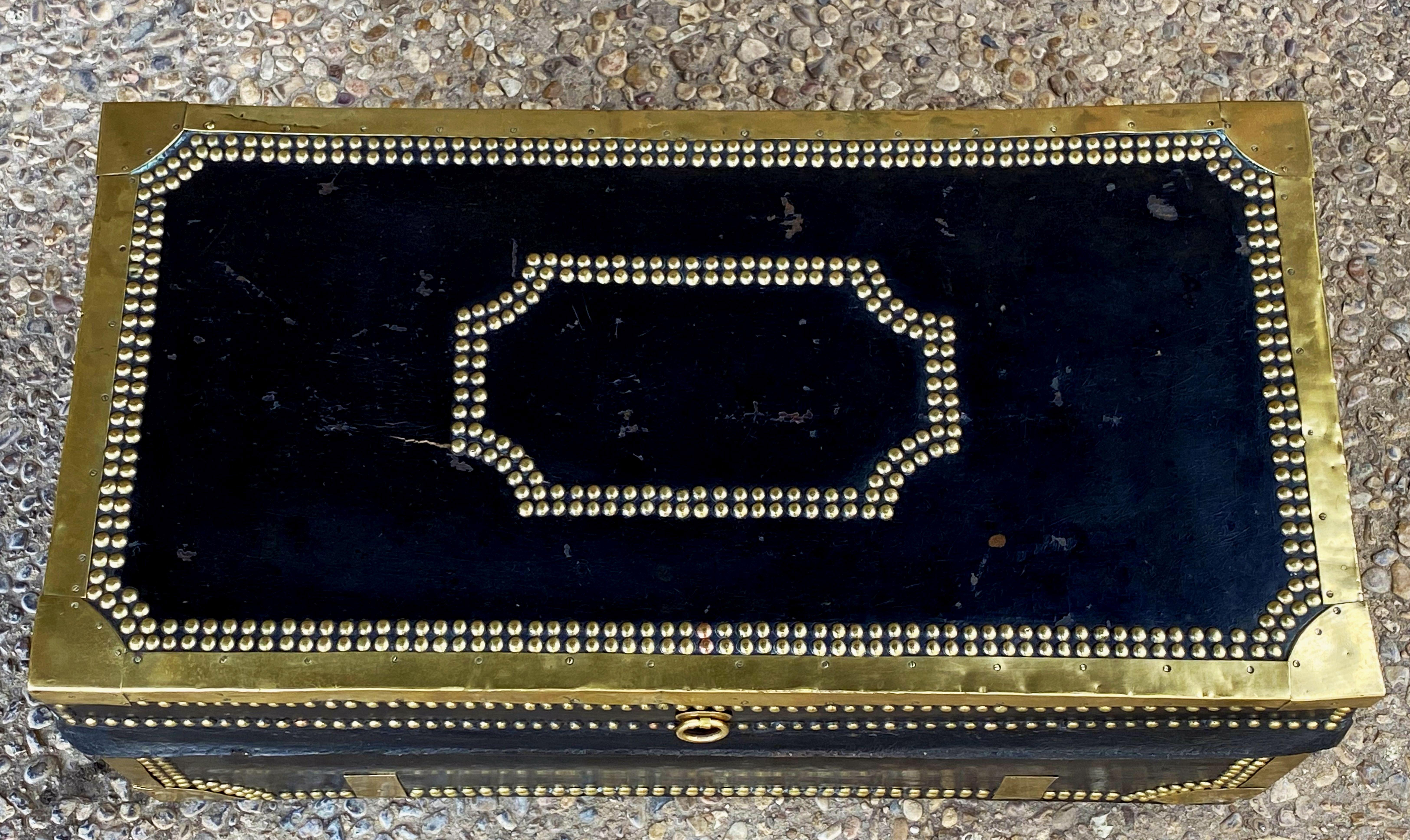 English Campaign Trunk of Brass-Bound Leather and Camphor Wood, circa 1820 For Sale 3