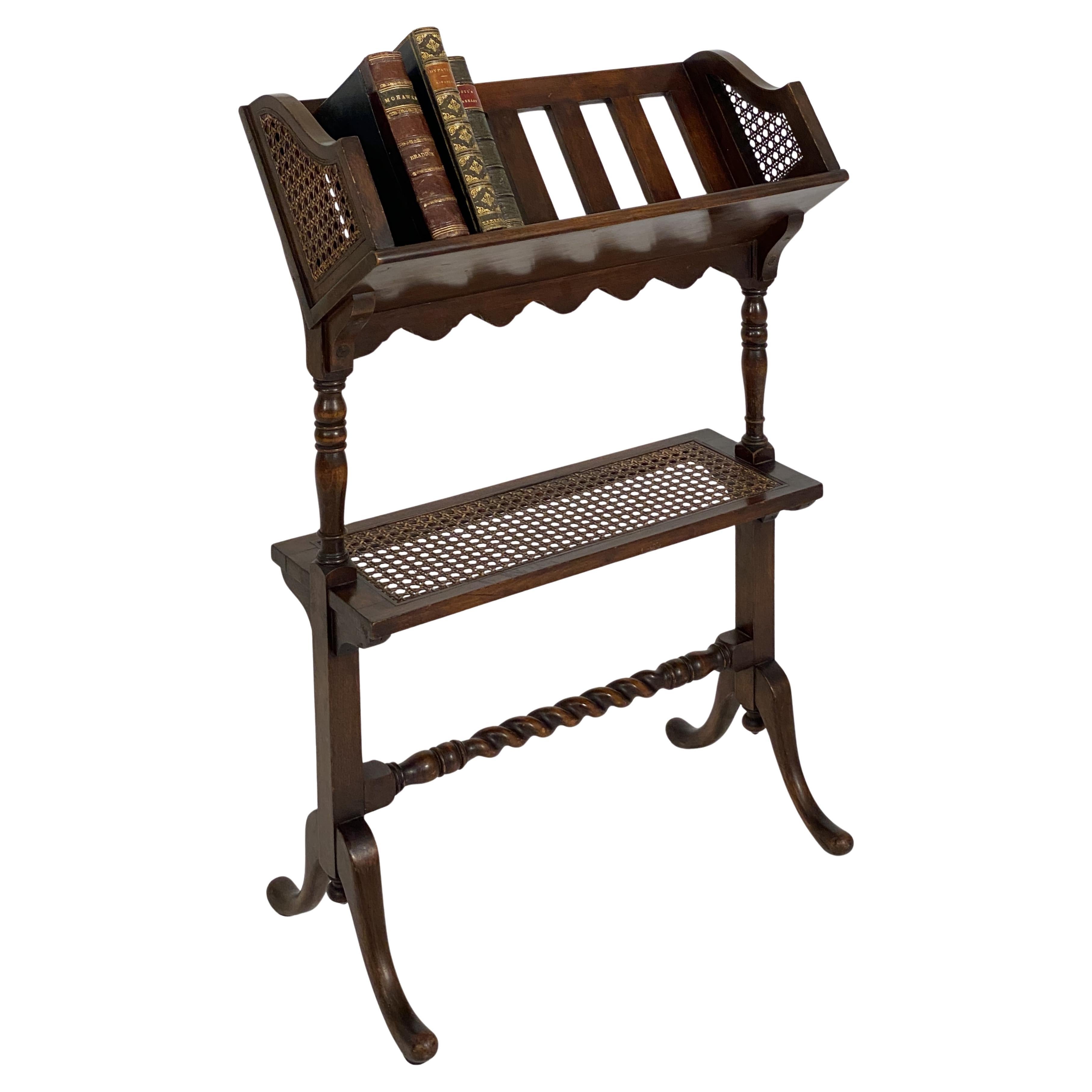 English Caned Bergere Book Trough on Stand of Beechwood from the Edwardian Era For Sale