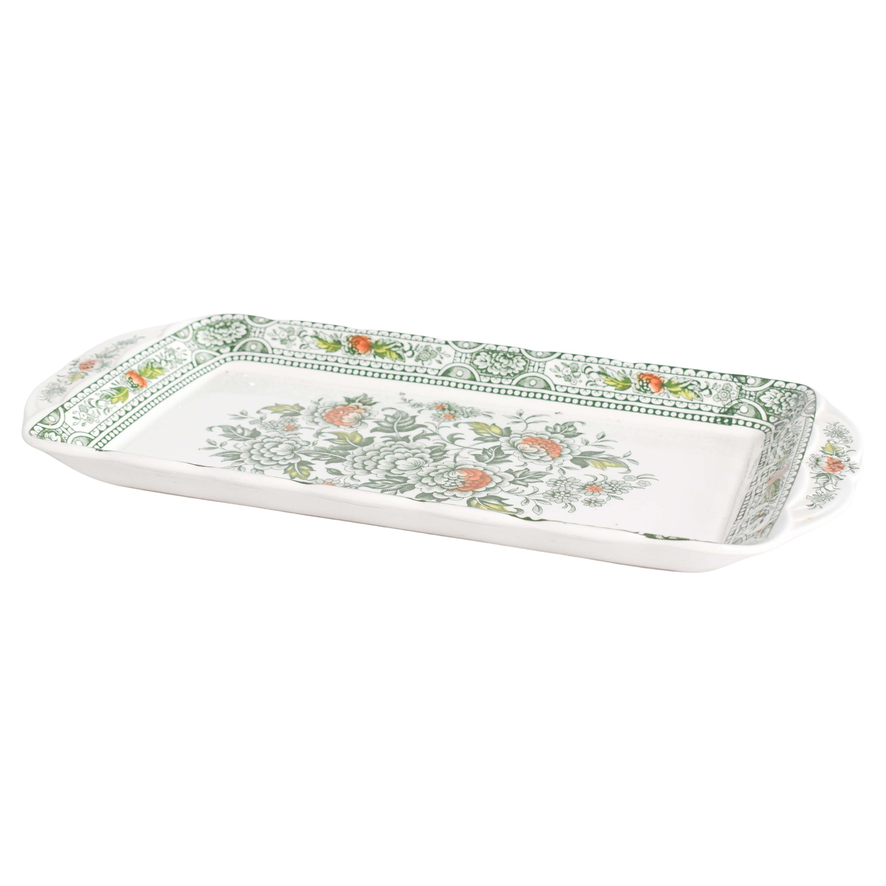 Plato de porcelana inglesa de Canterbury decorado con flores en venta