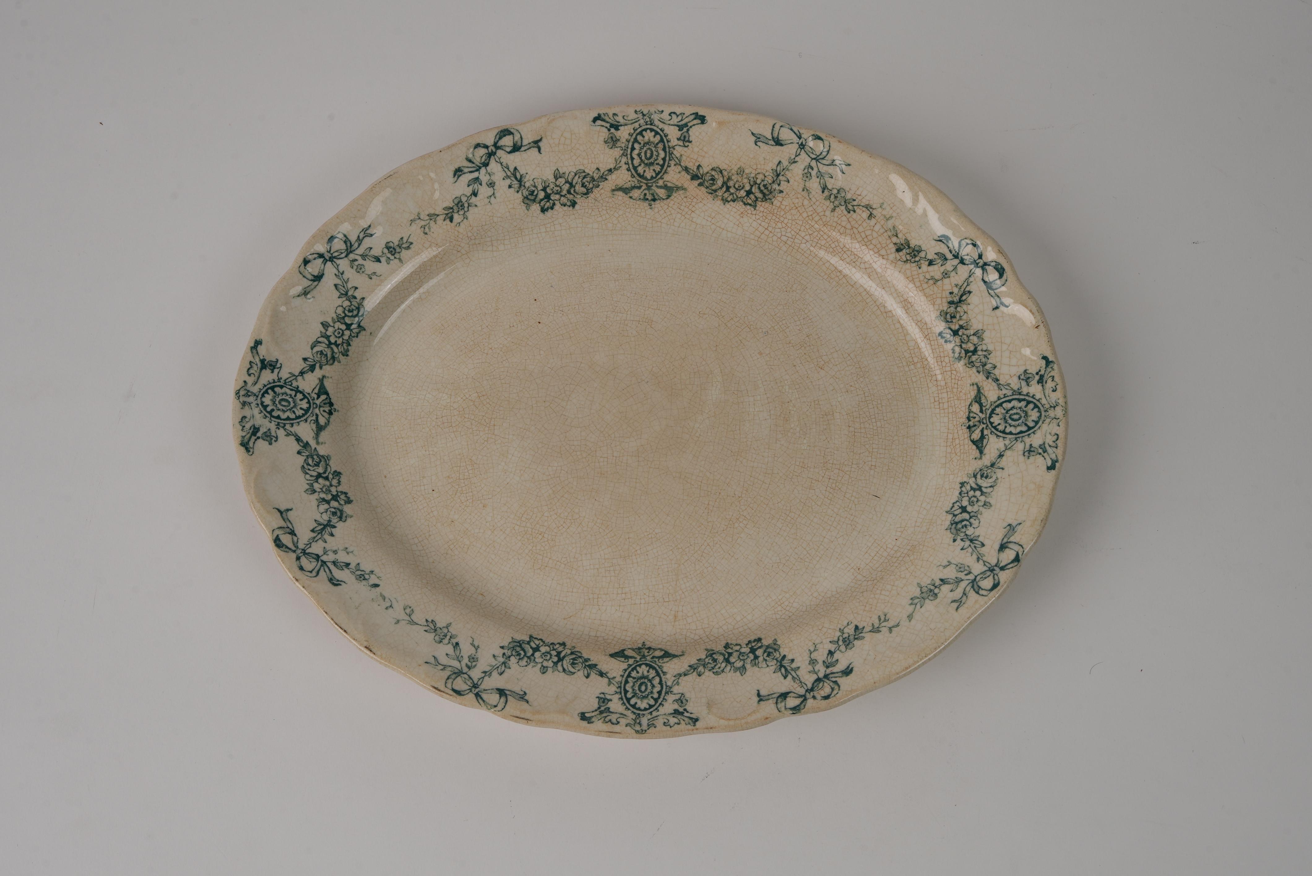 Ceramic English Carlton 3 Graduated-Sized Platters by Barker Bros, Early 20th Century For Sale
