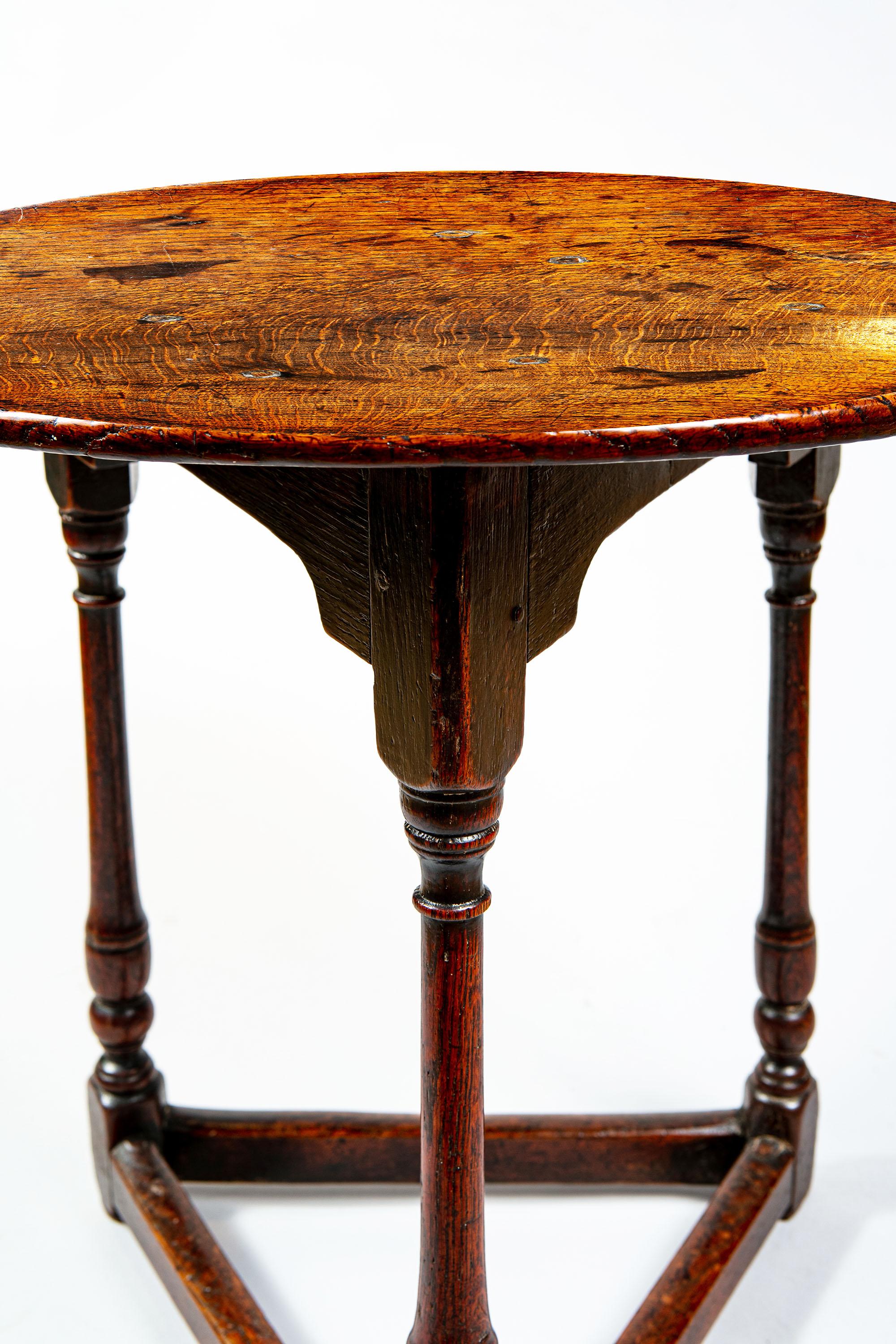 English Carolinian Oak Cricket Table, 17th Century 1
