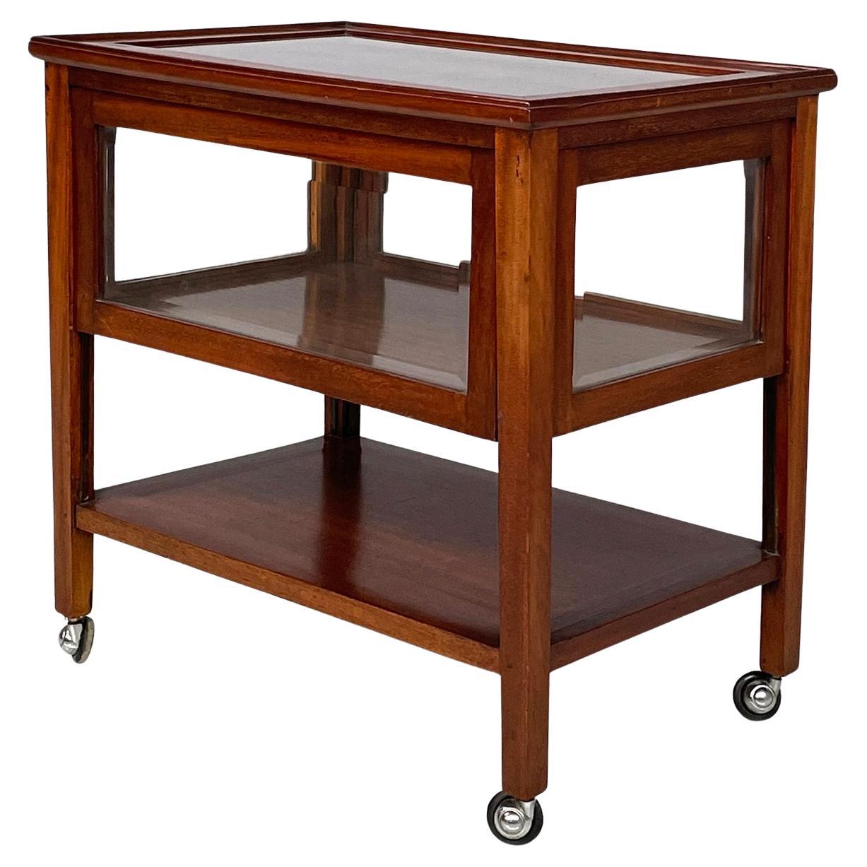 English cart with bar compartment in wood and glass, late 1800s in vendita