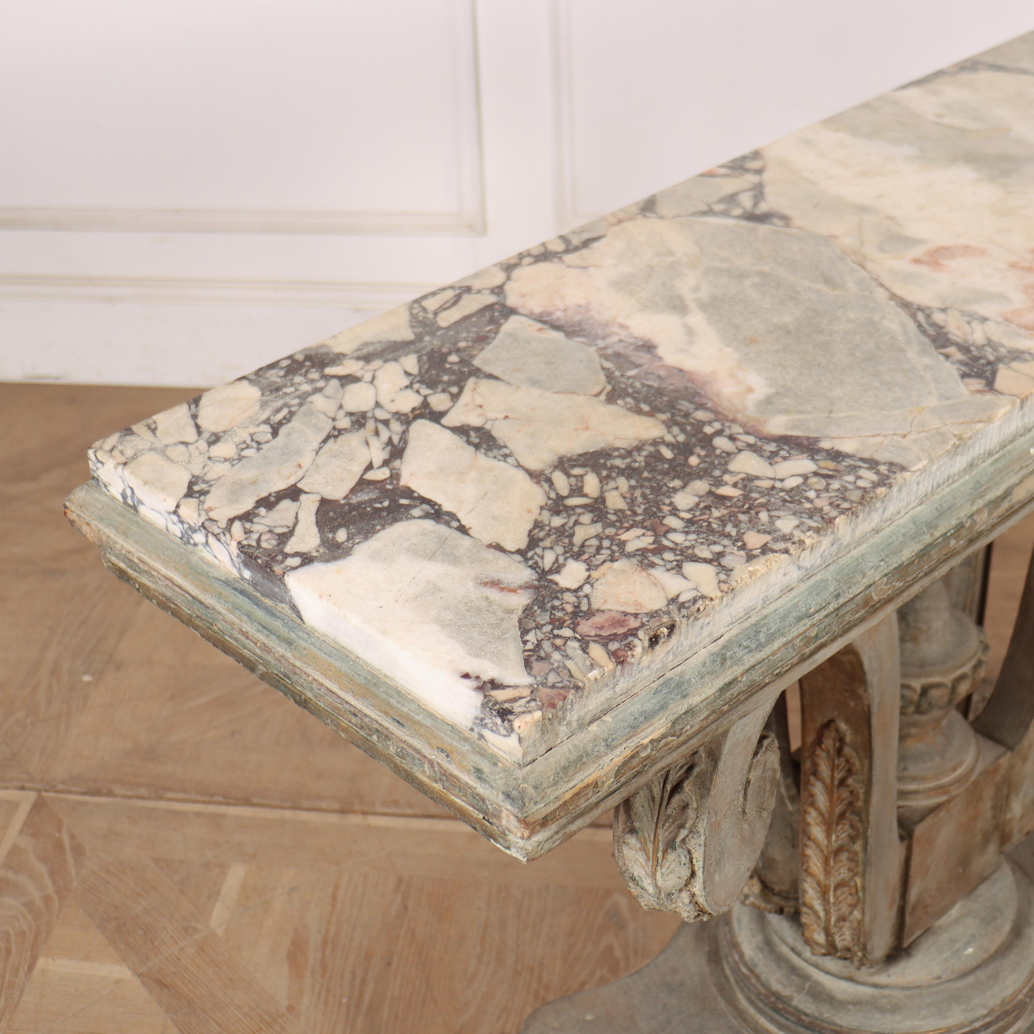 Table console anglaise sculptée en vente 4