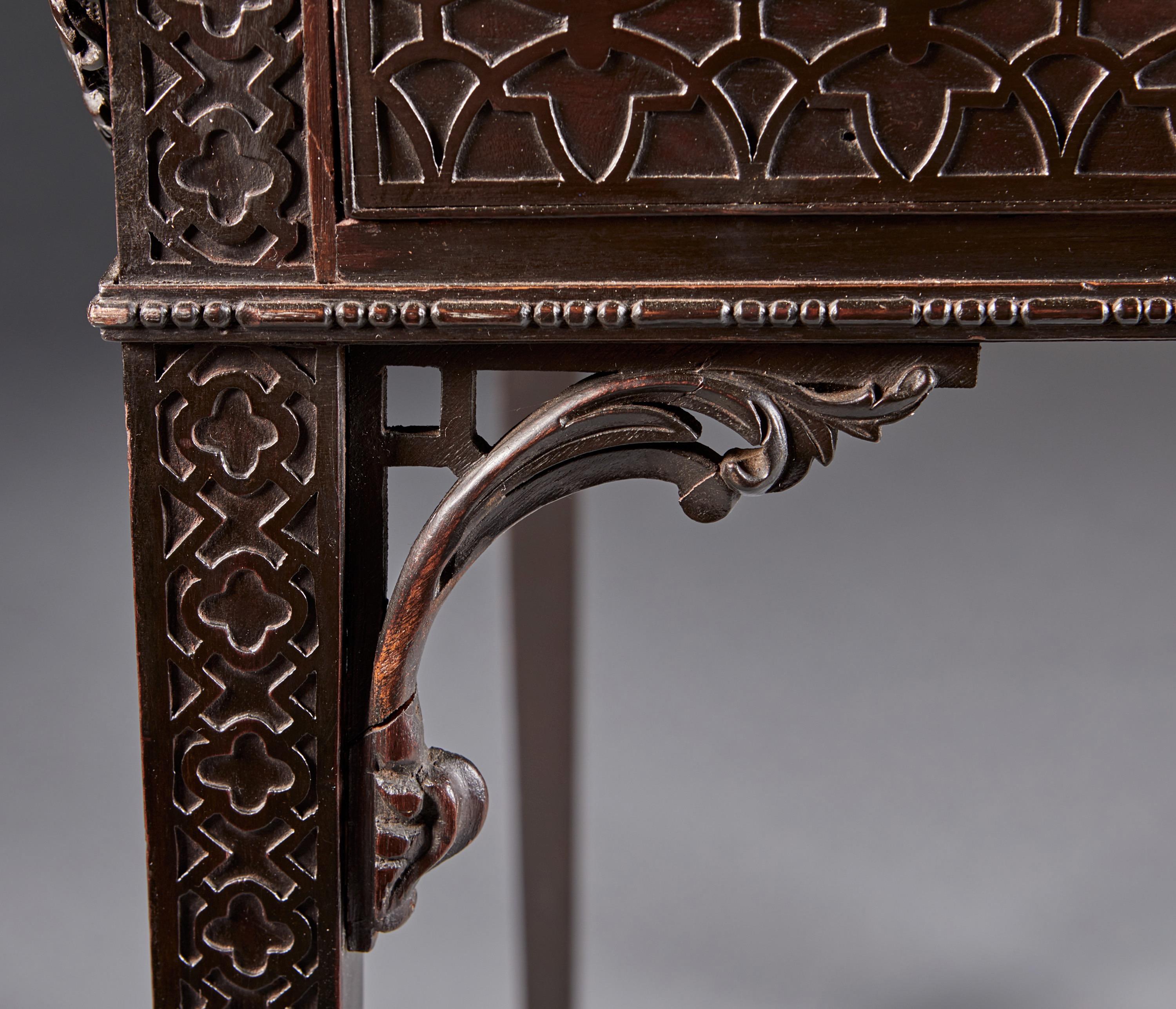 18th Century English Carved Mahogany Pembroke in the Chinese Manner For Sale