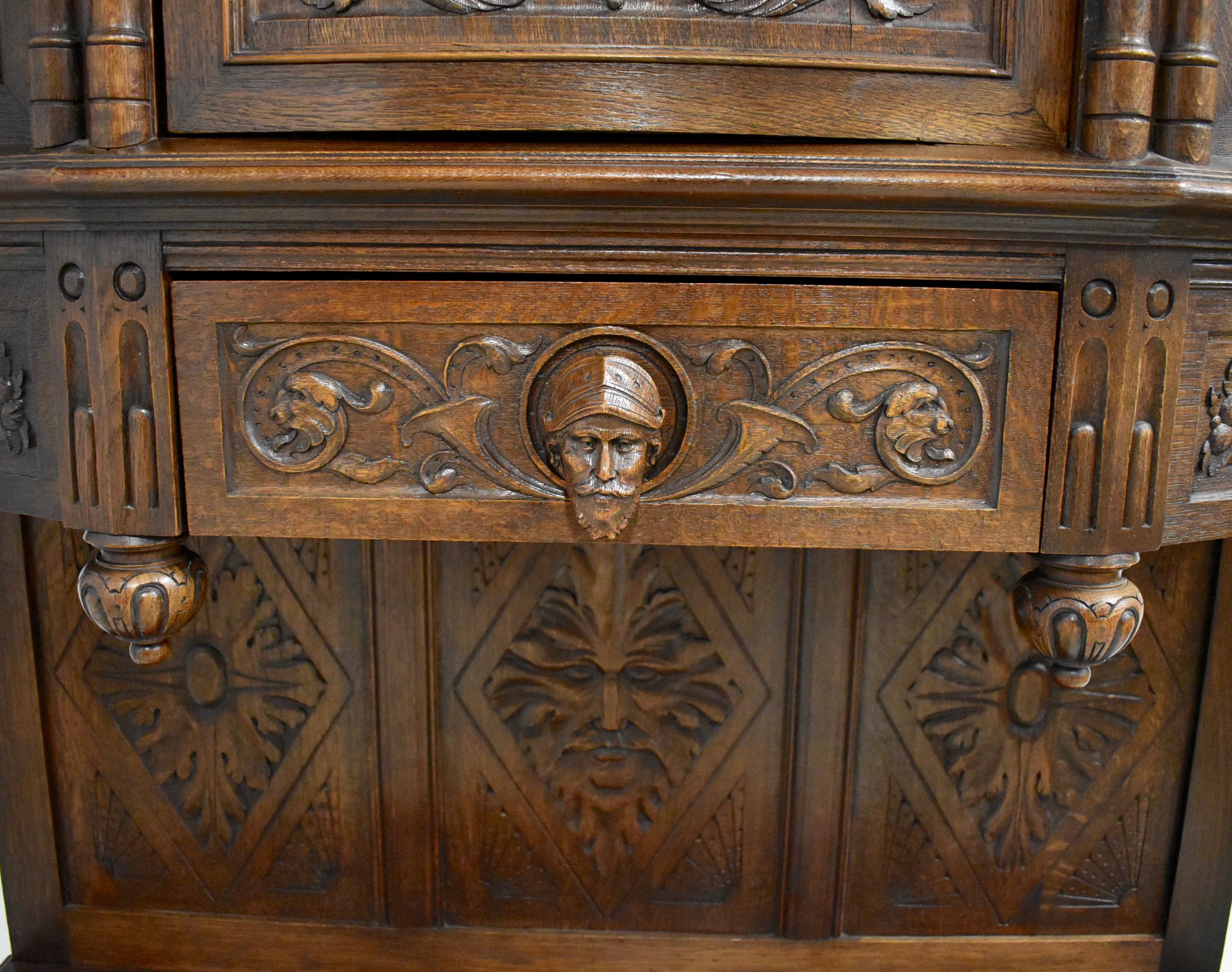 English Carved Oak Breakfront Cabinet, circa 1900 For Sale 5