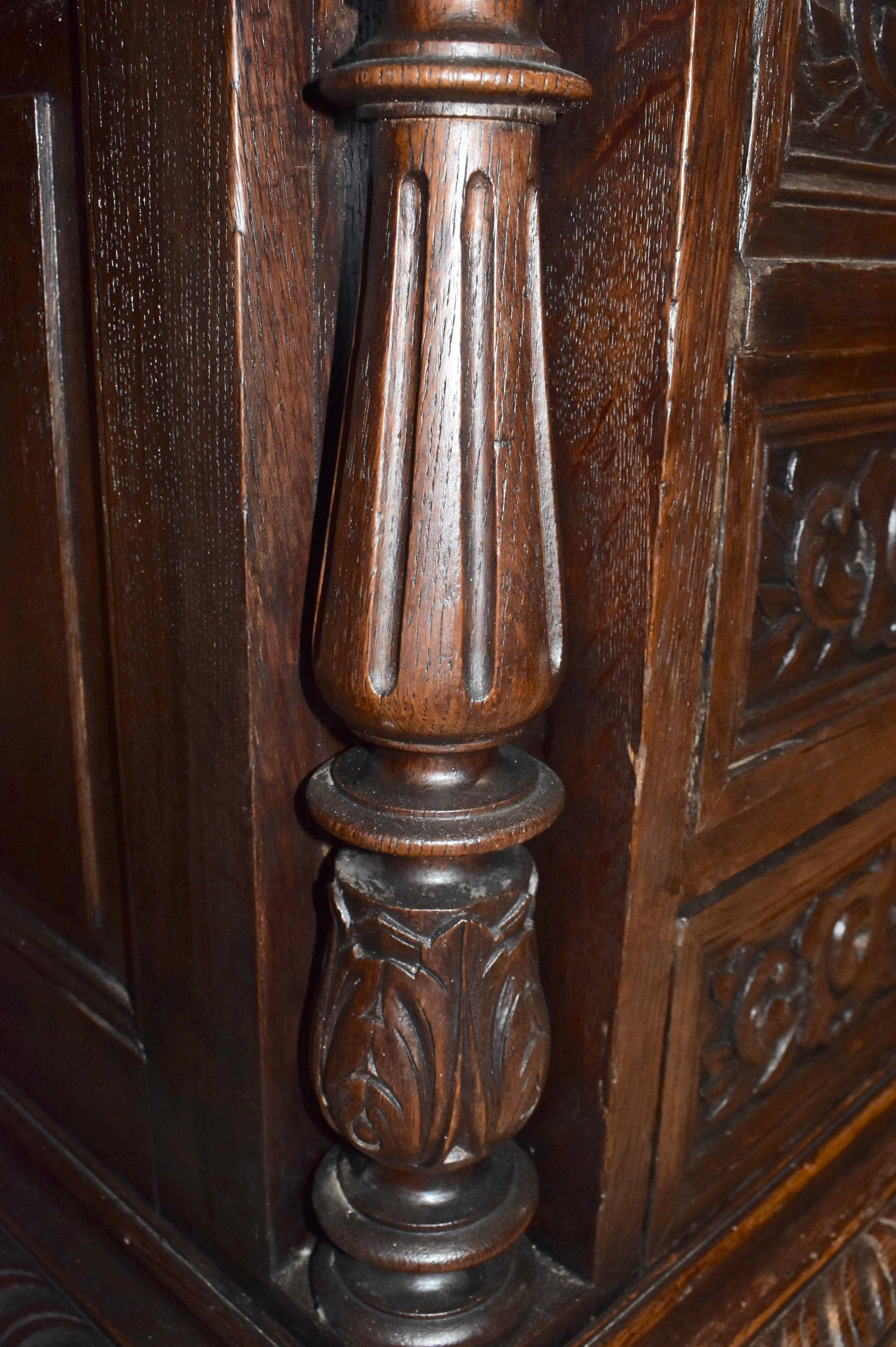 English Carved Oak Desk, circa 1890 4