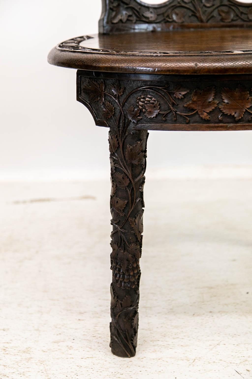 Mid-19th Century English Carved Walnut Side Chair For Sale