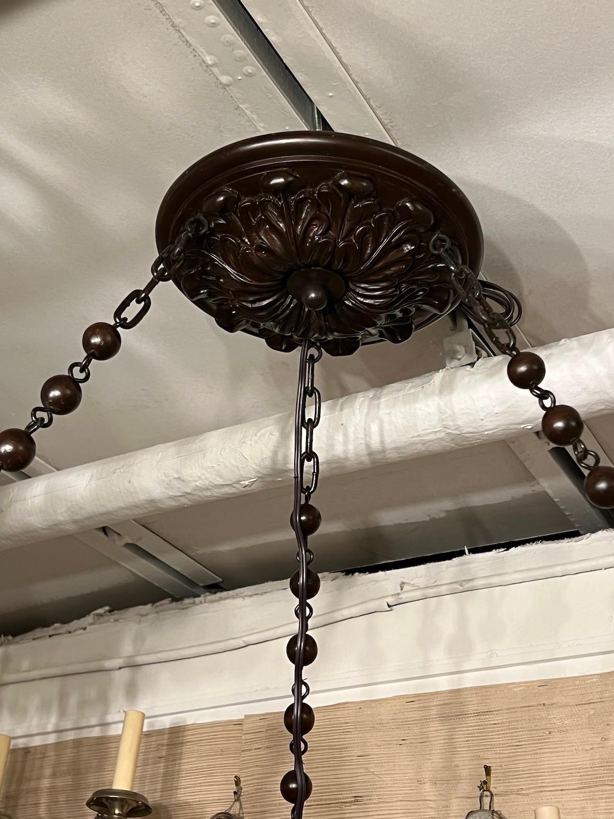 English Carved Wood Chandelier In Good Condition For Sale In New York, NY
