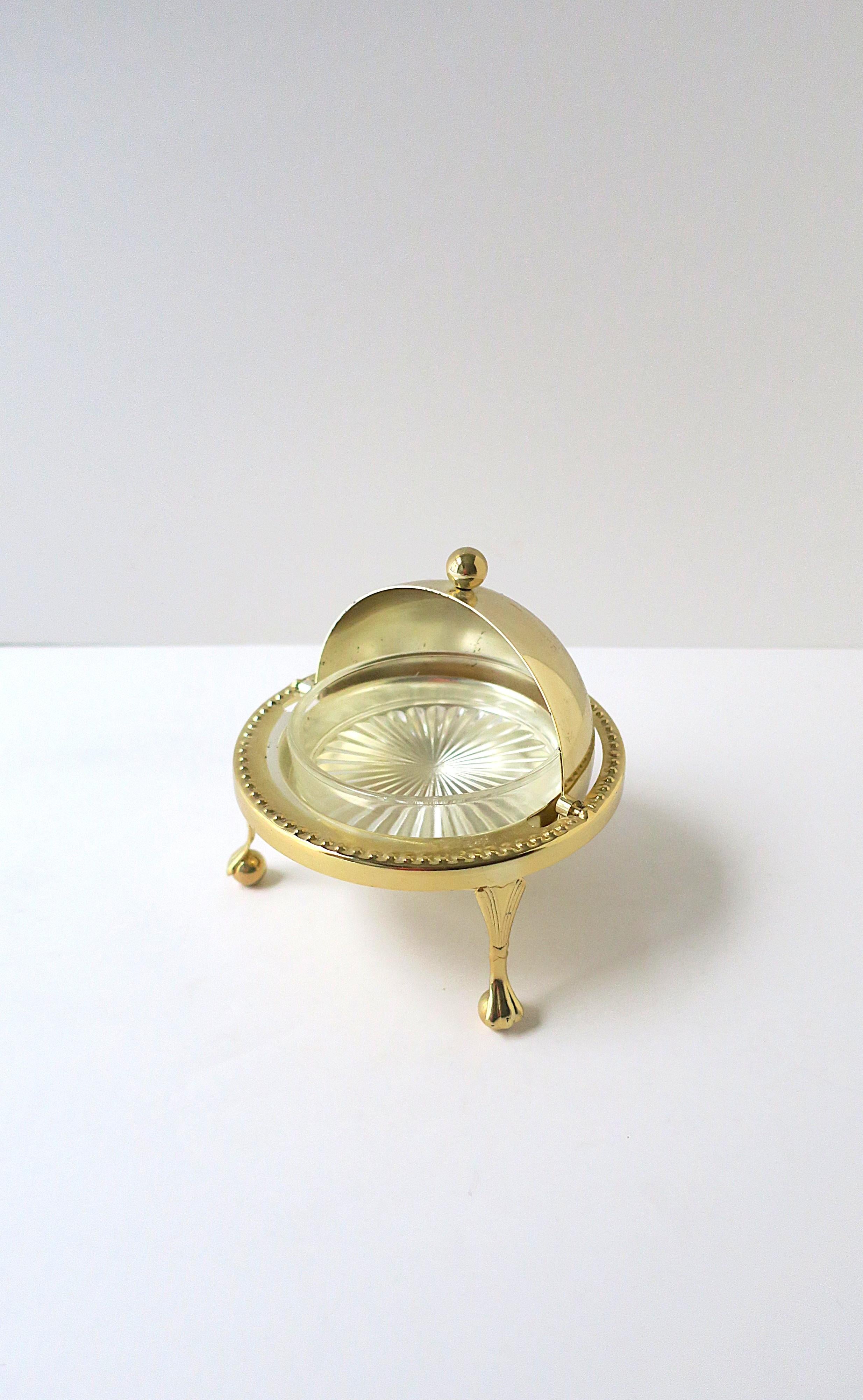 English Caviar Dish In Good Condition For Sale In New York, NY